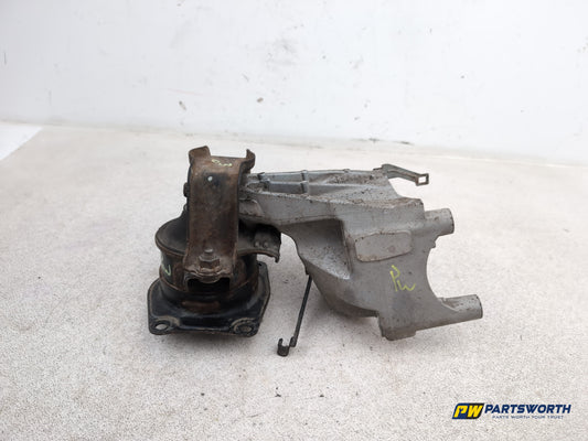Engine Mounting Bracket 1