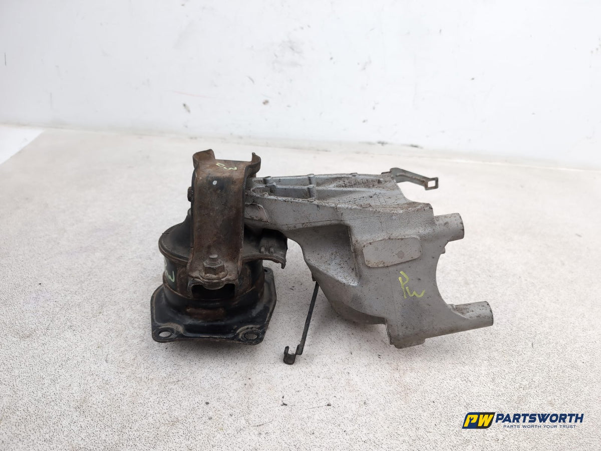 Engine Mounting Bracket 1