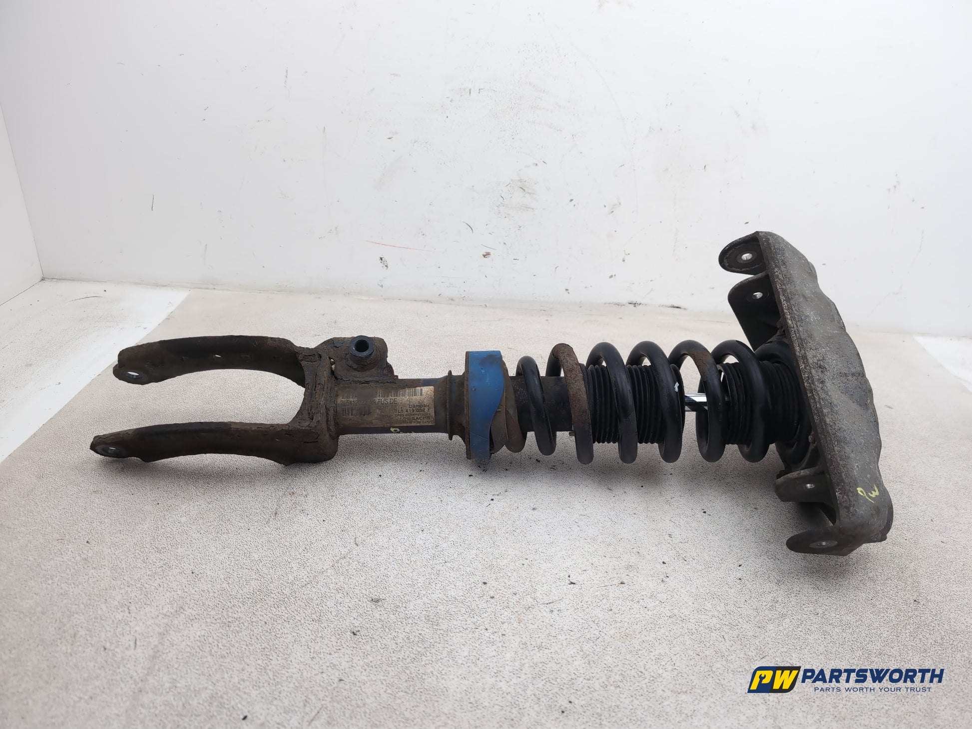 Porsche Cayenne Tiptronic S Shock Absorber Front Rh Driver Side 2003-2010