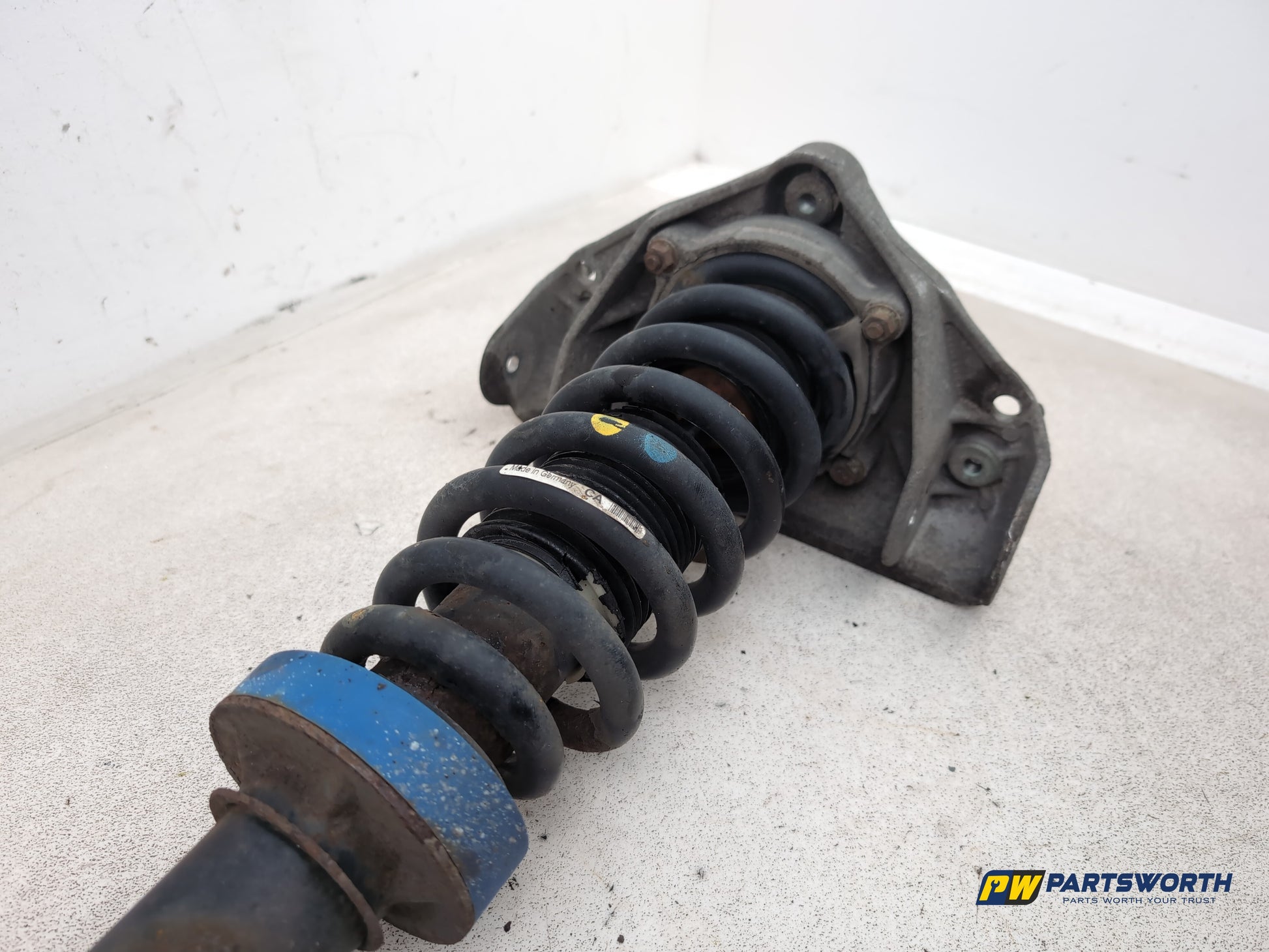 Porsche Cayenne Tiptronic S Shock Absorber Front Rh Driver Side 2003-2010 - photo 7