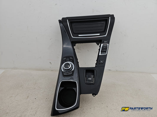 Centre Console 1