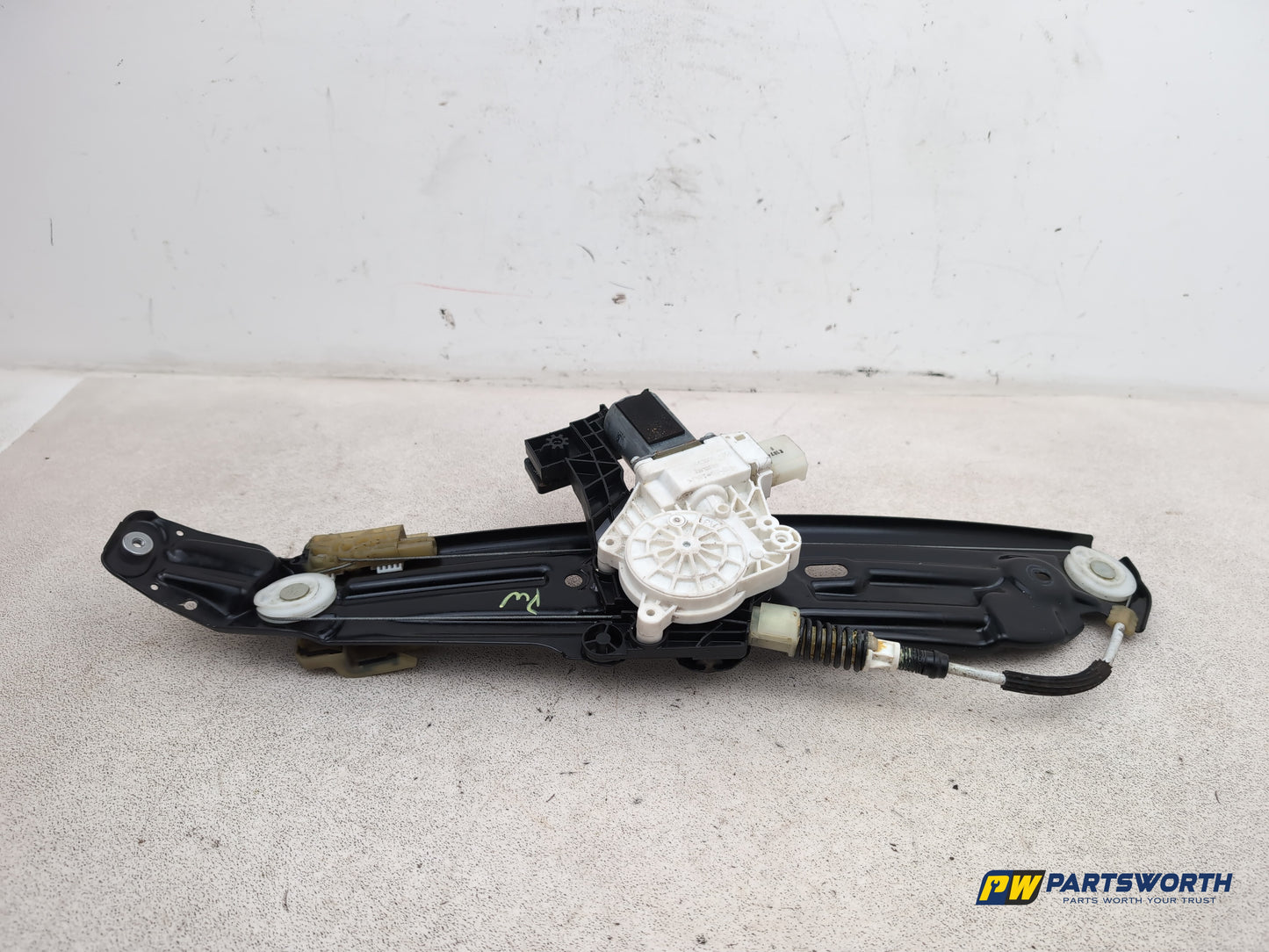 Bmw 520d Se Door Rear Window Regulator Rh Driver Side 7208018 2013-2015