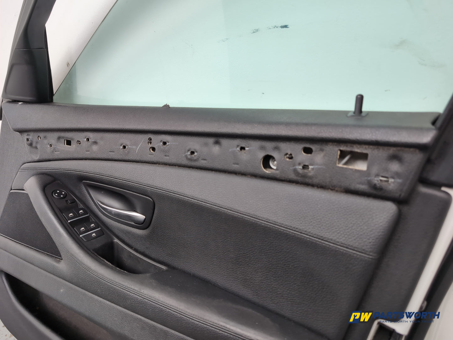 Door Front RH 19