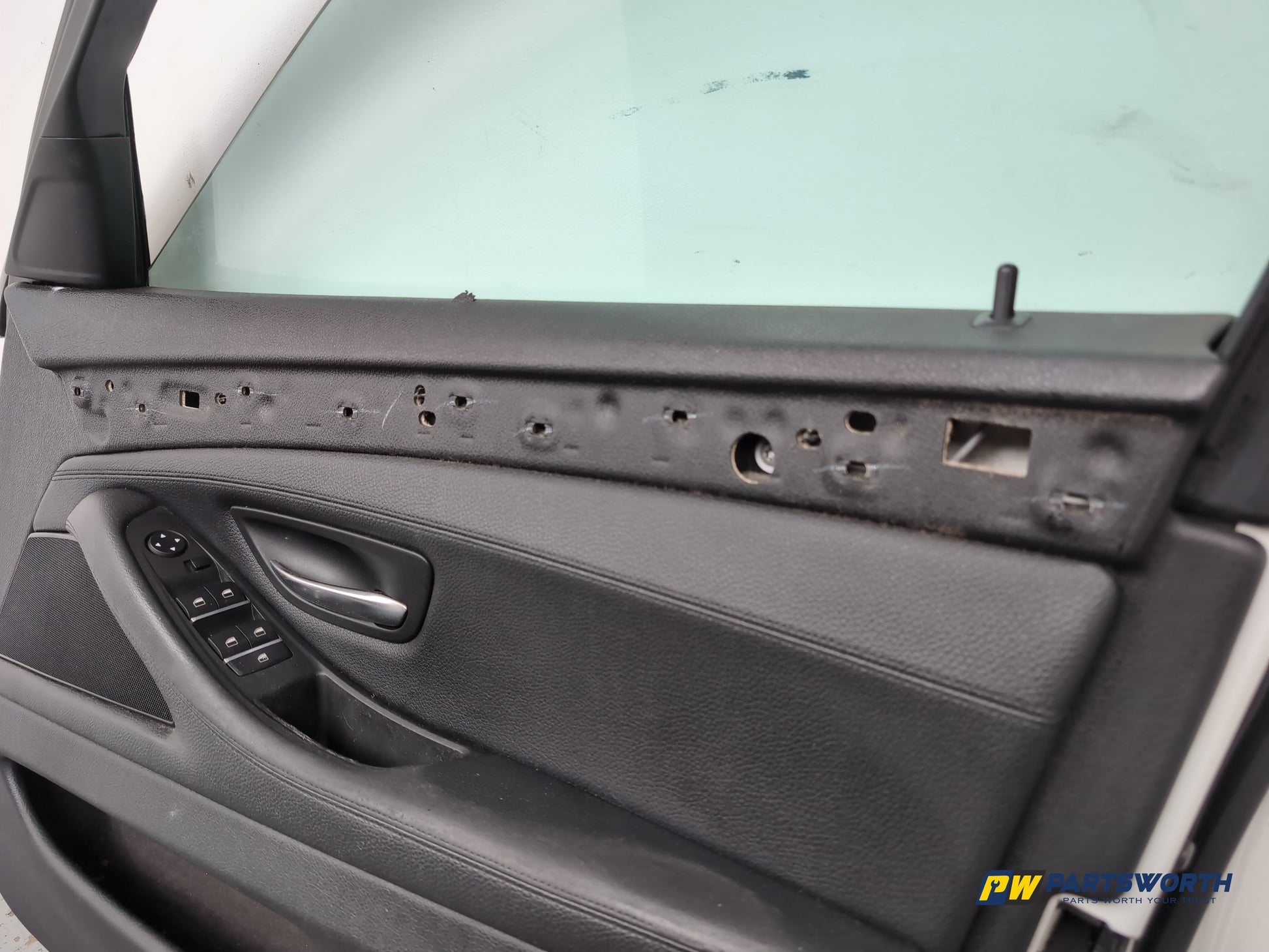 Door Front RH 19