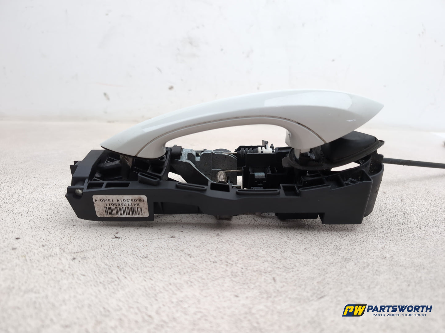 Bmw 520d Se Door Handle Outer Release Rh Driver Side 2013-2015 - photo 7
