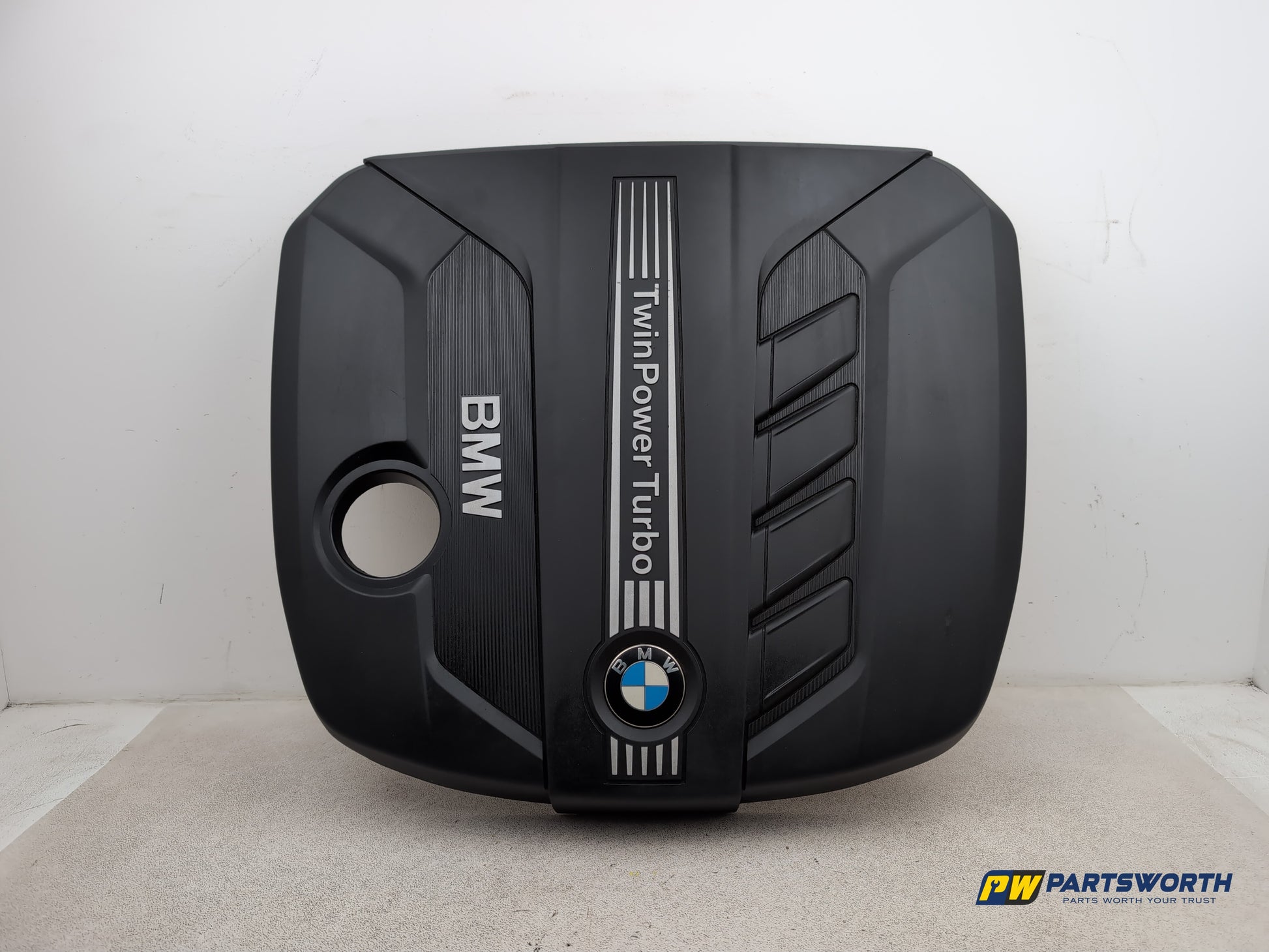 Bmw 520d Se Engine Cover 2.0l Diesel 8510475 2013-2015