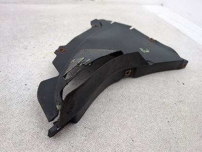 Bmw 520d Se Wheel Arch Trim Front Right Driver Side 7312830 2013-2017 - photo 7
