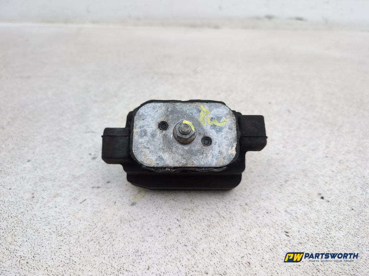 Engine Mounting Bracket 1