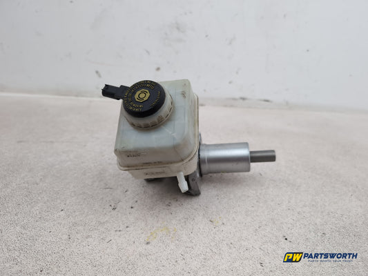 Brake Master Cylinder Assembly 1