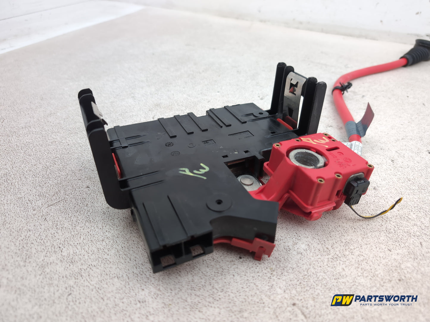 Bmw 5 6 7 Series F06 F10 F11 F12 F13 Battery Distribution Terminal Board 9240490 - photo 7