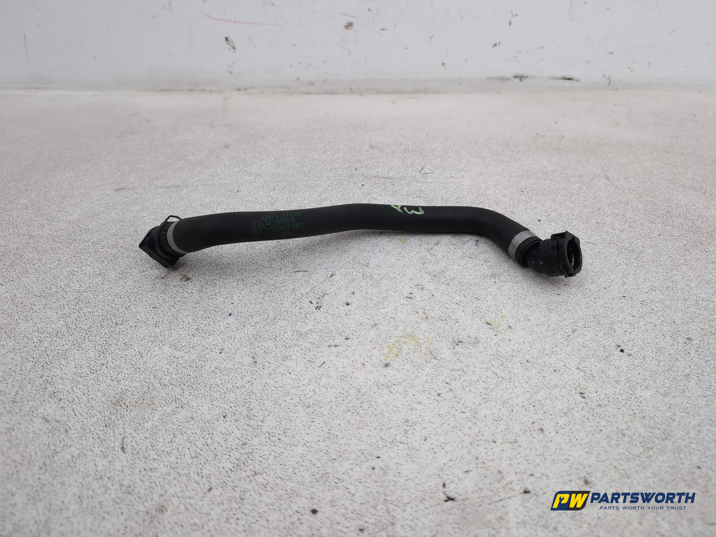 Bmw 5series 520d Se Engine Radiator Water Coolant Hose Pipe 8514245 2013-2017