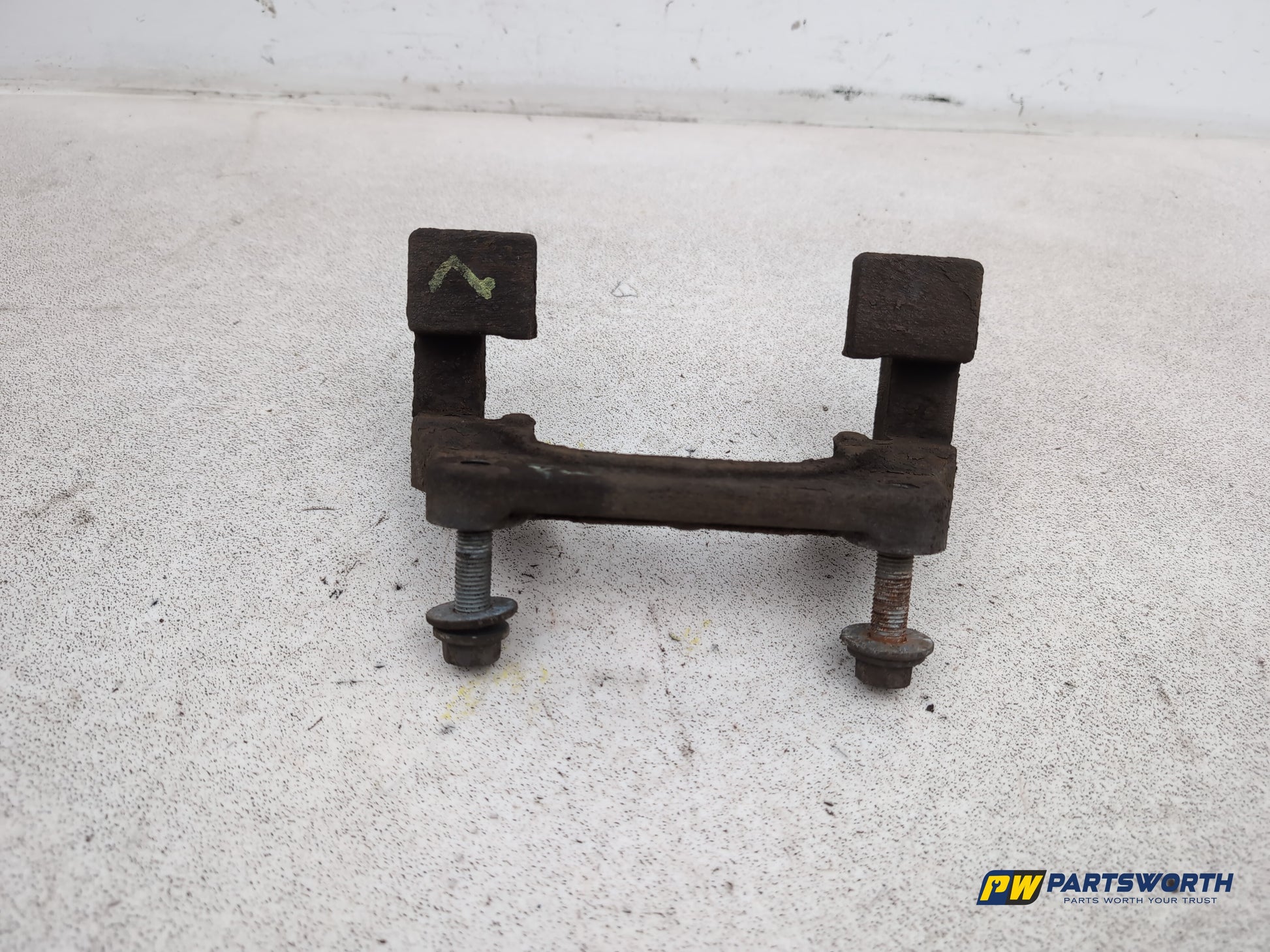 Bmw 5series 520d Se Brake Caliper Support Front Lh Passenger Side 2013-2017 - photo 4