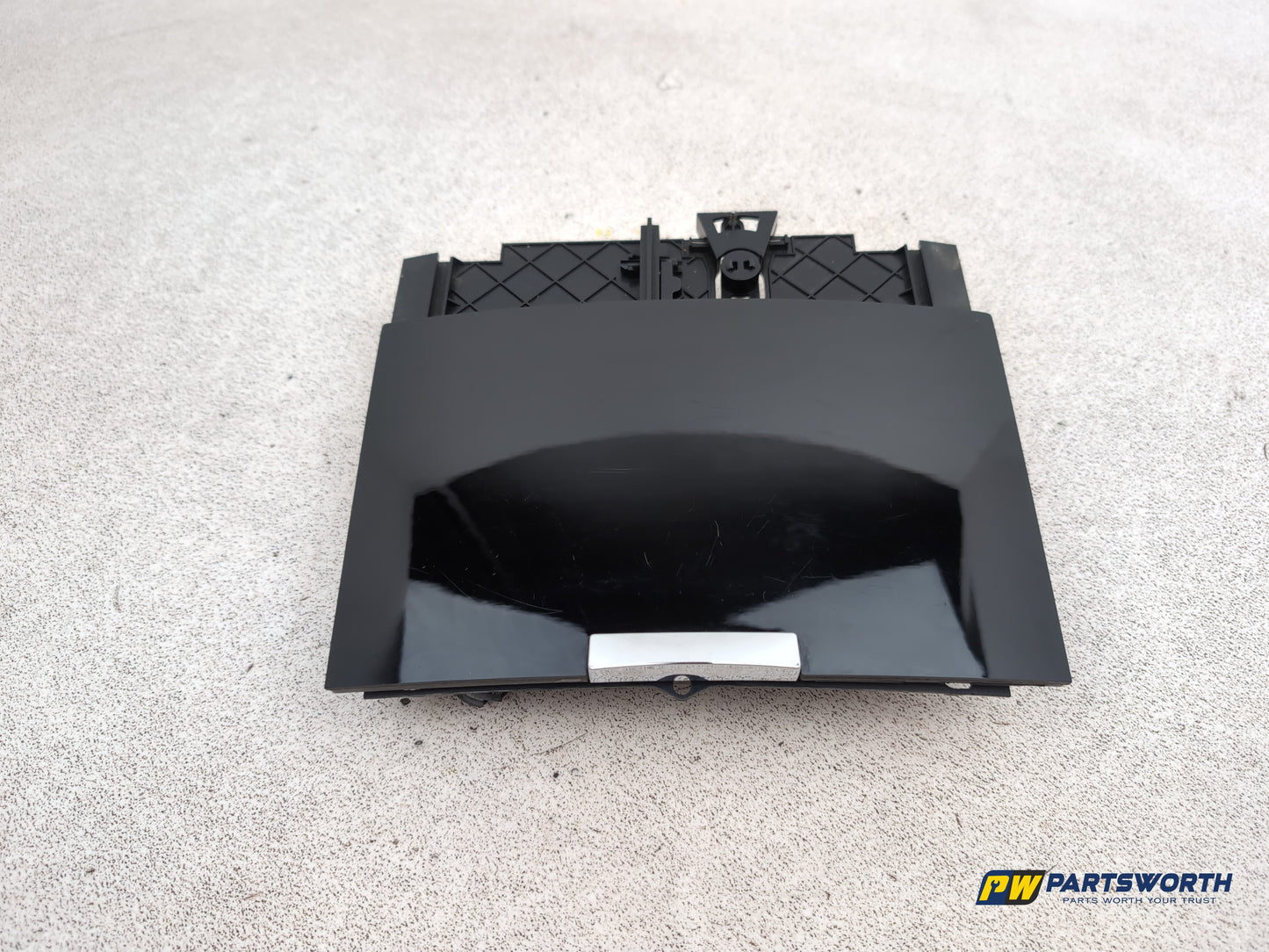 Volkswagen Touareg Altitude V6 Tdi A Ashtray Centre Console 7l6857961 2007-2009