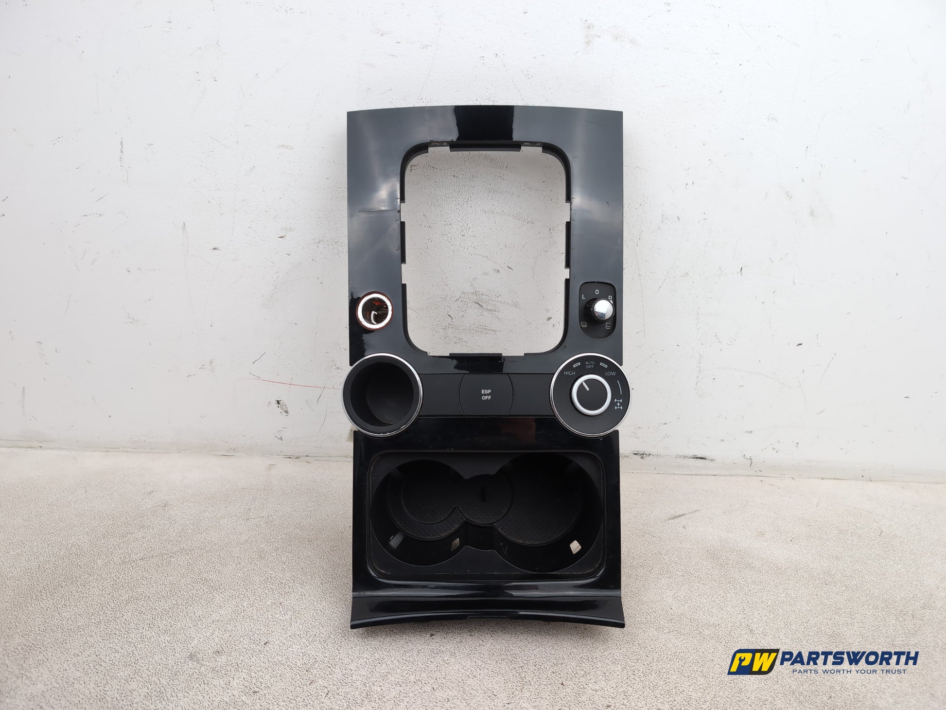 Centre Console Cup Holder 1