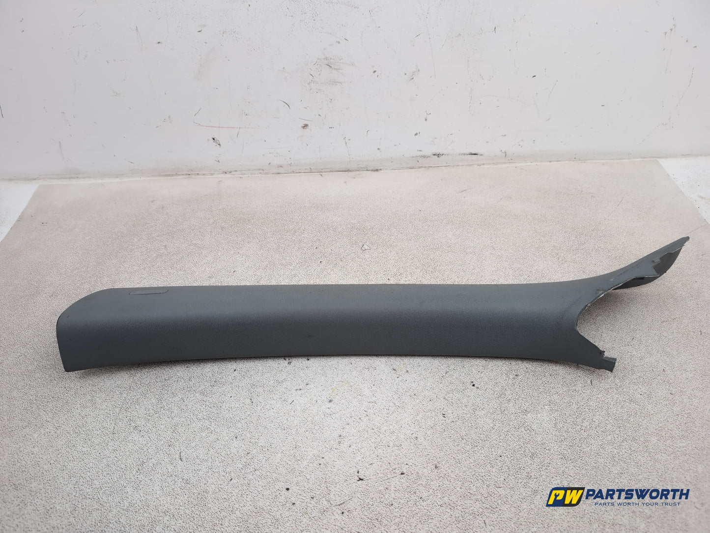 LH A Pillar Trim  1
