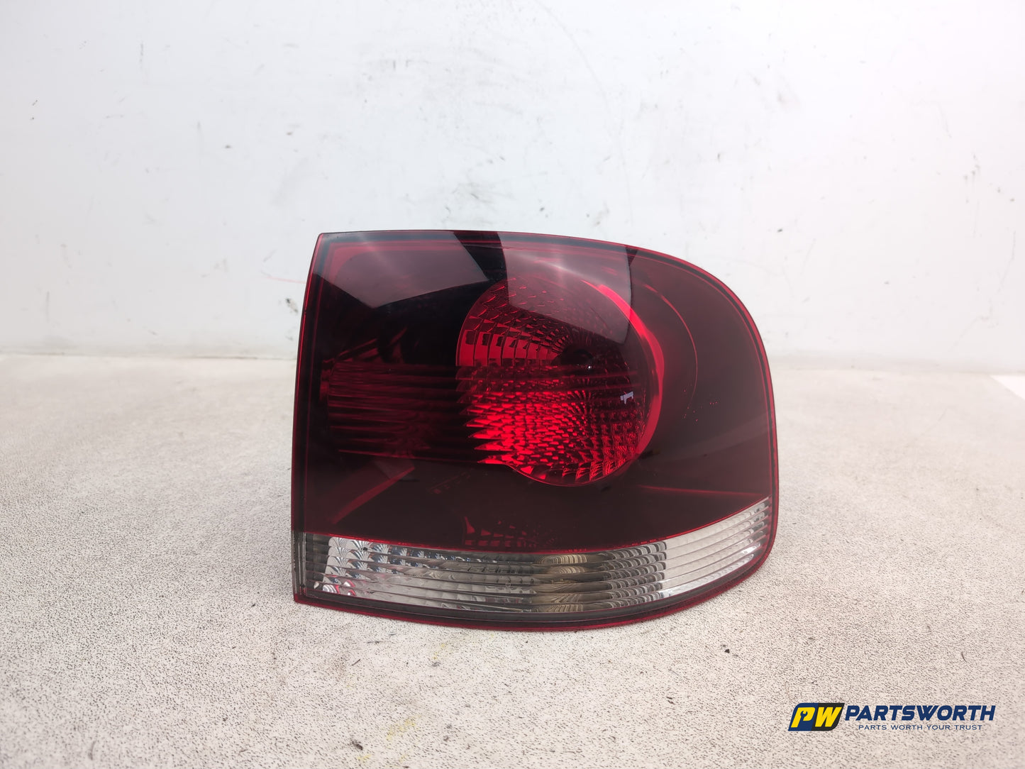 Volkswagen Touareg Altitude V6 Tdi A Lamp Assembly Rear Rh Driver Side 2007-2009