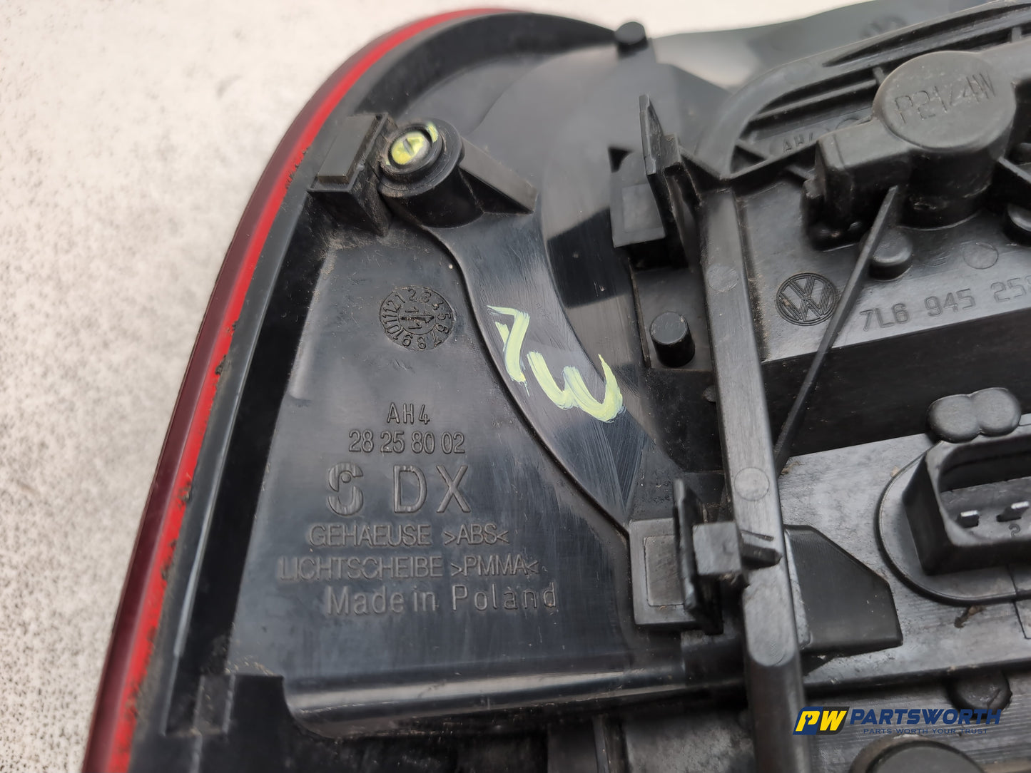 Volkswagen Touareg Altitude V6 Tdi A Lamp Assembly Rear Rh Driver Side 2007-2009 - photo 7