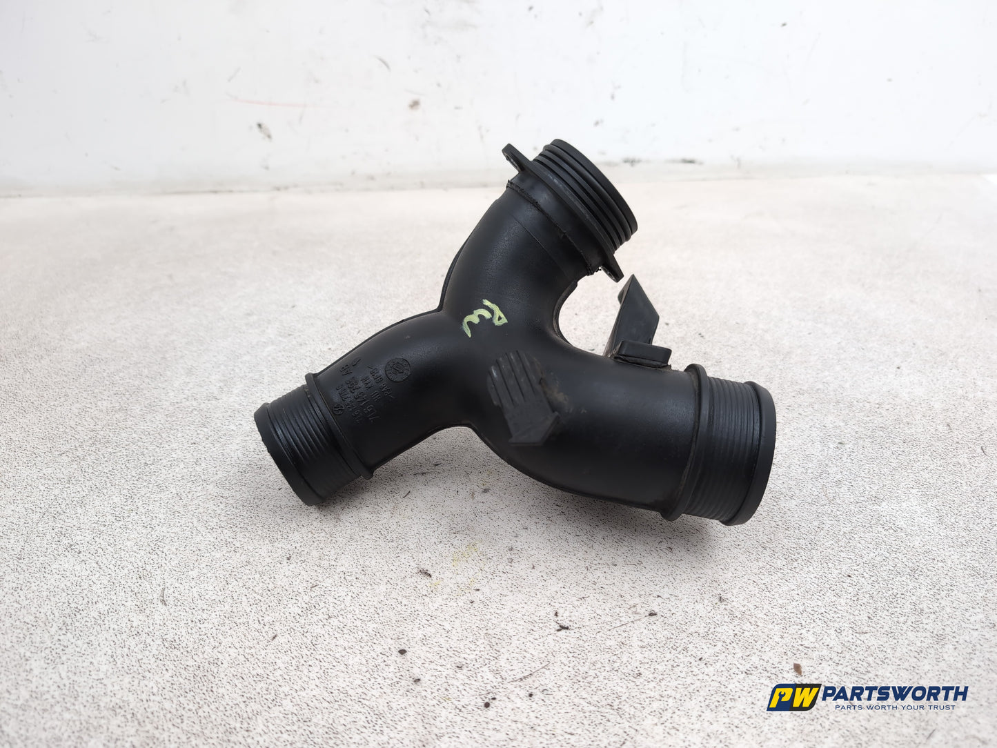 Volkswagen Touareg Altitude V6 Tdi Air Intake Hose With Map Sensor 7l6145795