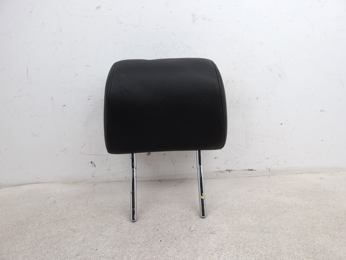 Rear Headrest 1