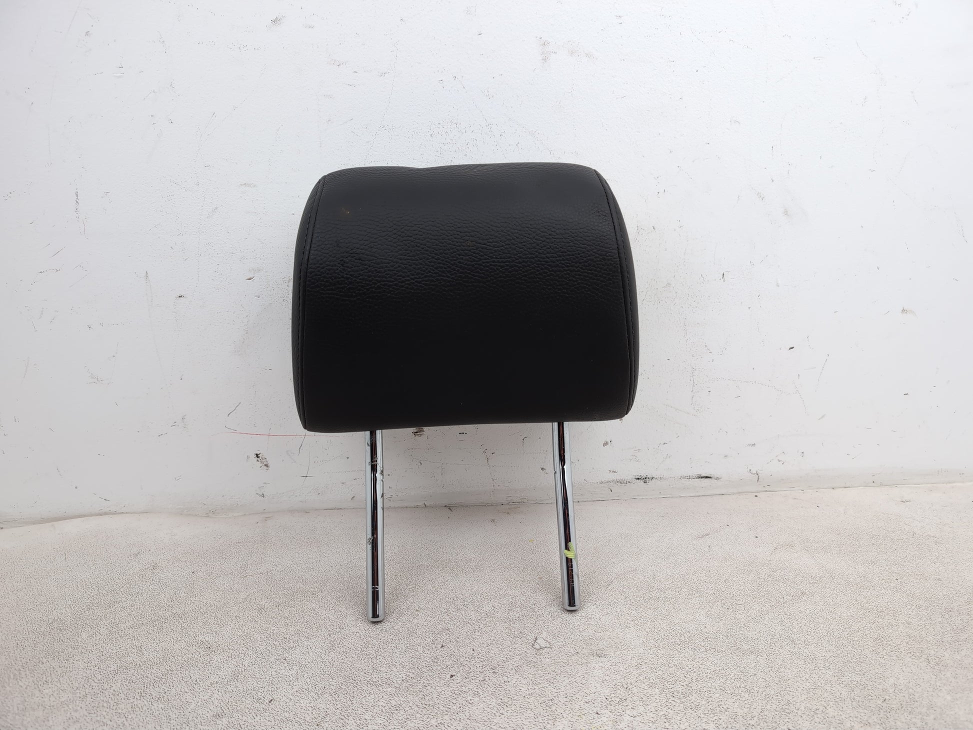 Rear Headrest 1