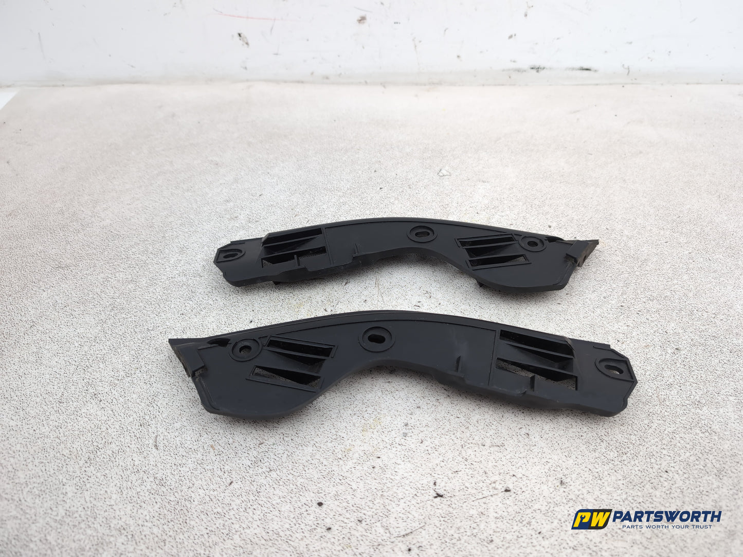 Volkswagen Touareg Altitude V6 Tdi Bumper Rear Bracket Pair 7l6807393 2007-2009