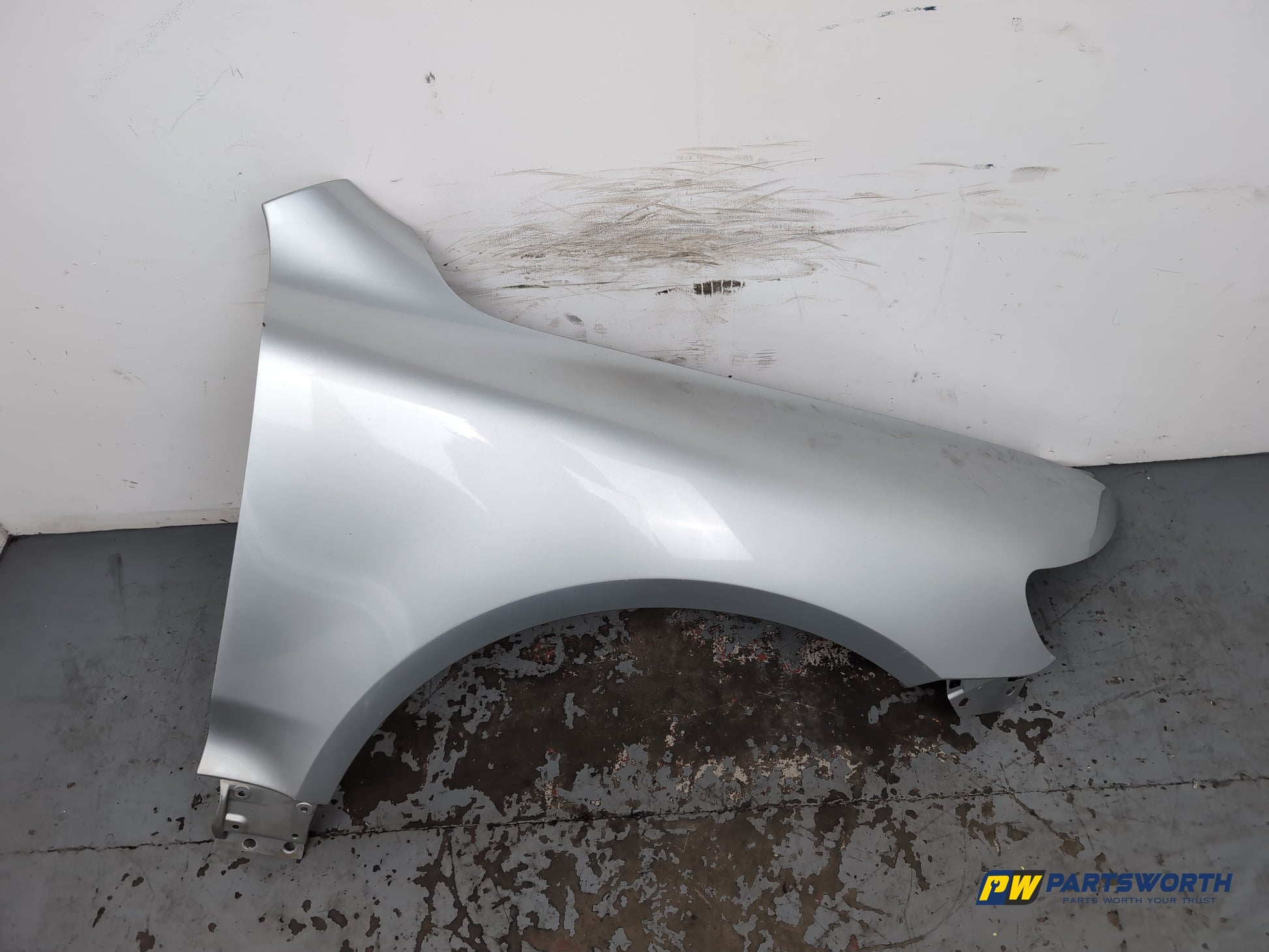 Wing Front RH 1