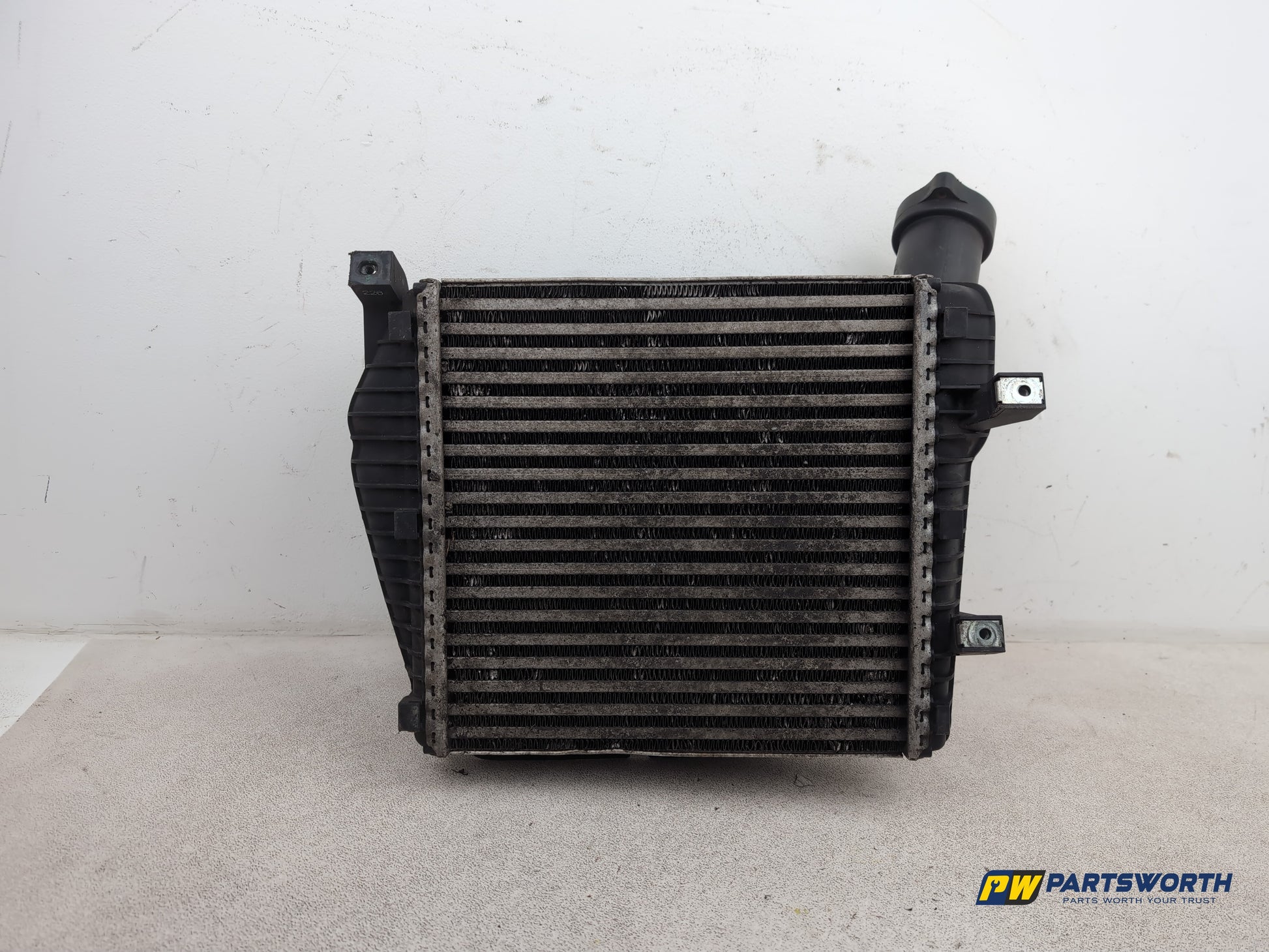 Volkswagen Touareg Altitude V6 Tdi Left Intercooler Radiator 7l6145803d