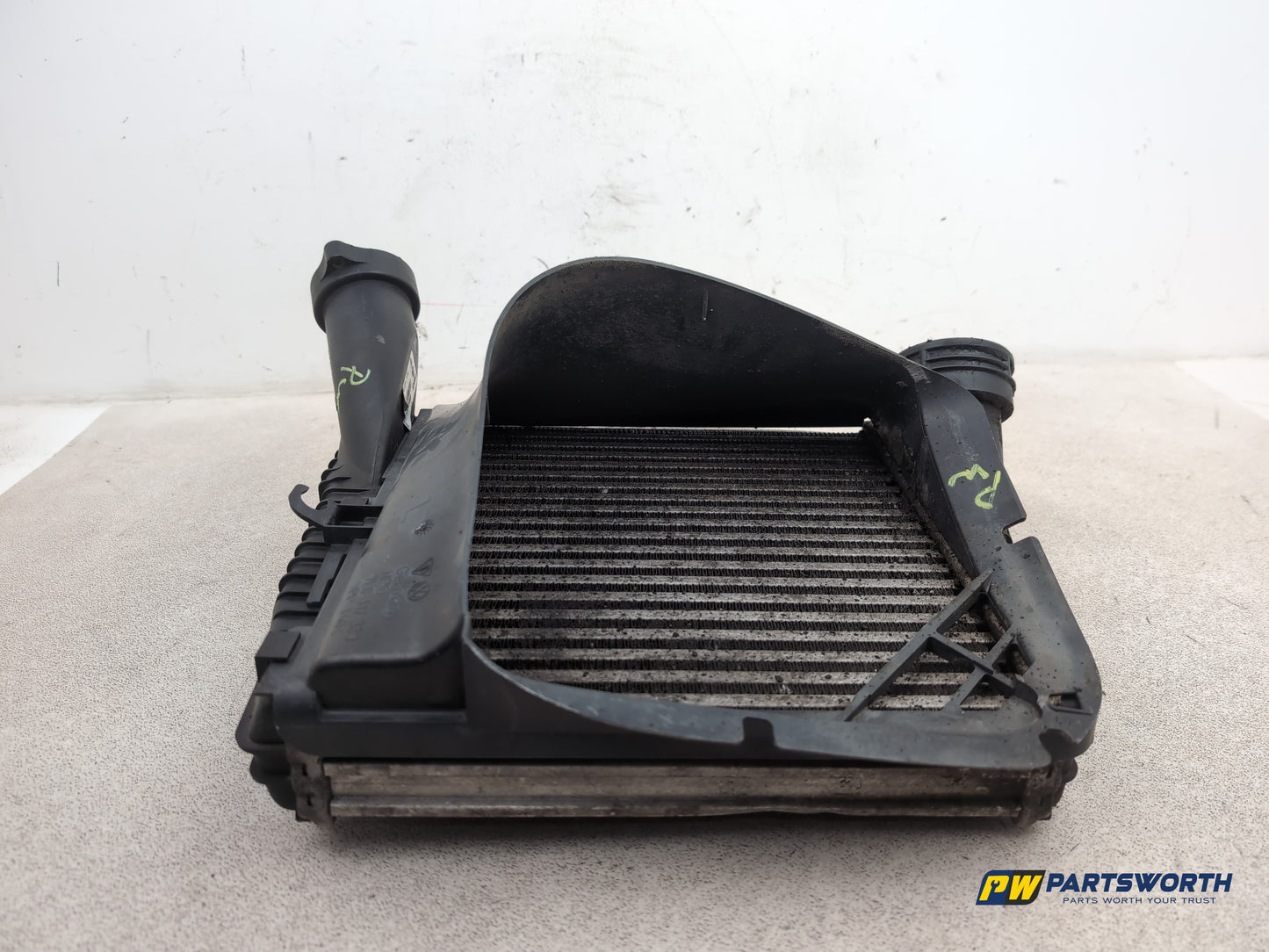 Volkswagen Touareg Altitude V6 Tdi Left Intercooler Radiator 7l6145803d - photo 7