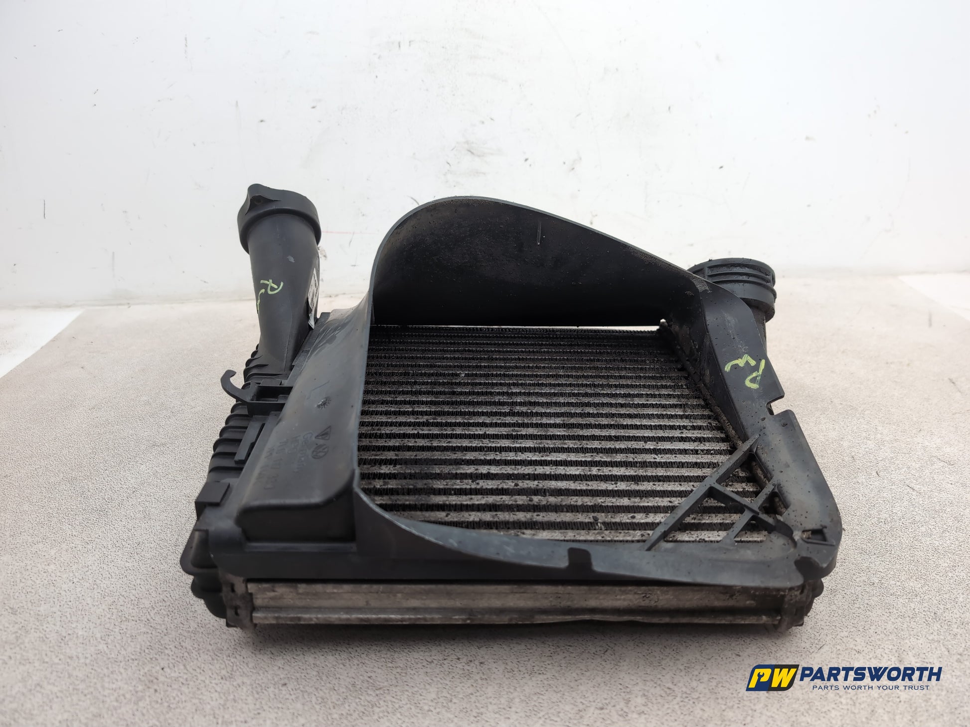Volkswagen Touareg Altitude V6 Tdi Left Intercooler Radiator 7l6145803d - photo 7