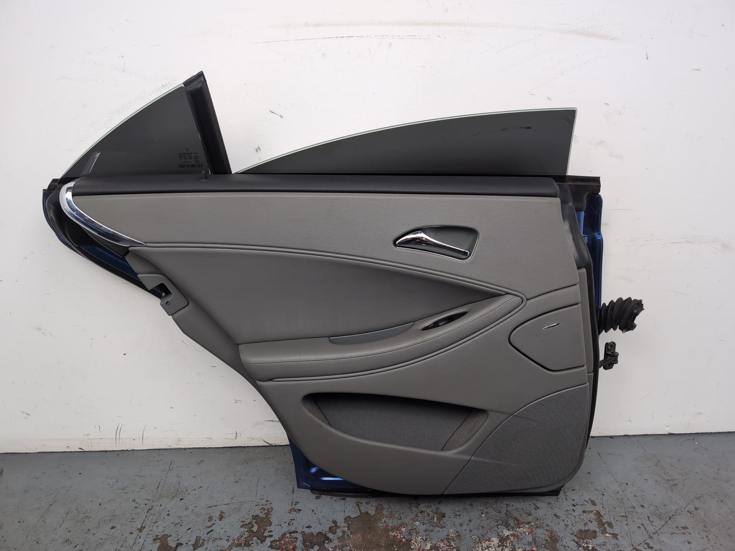 Door Rear LH 9