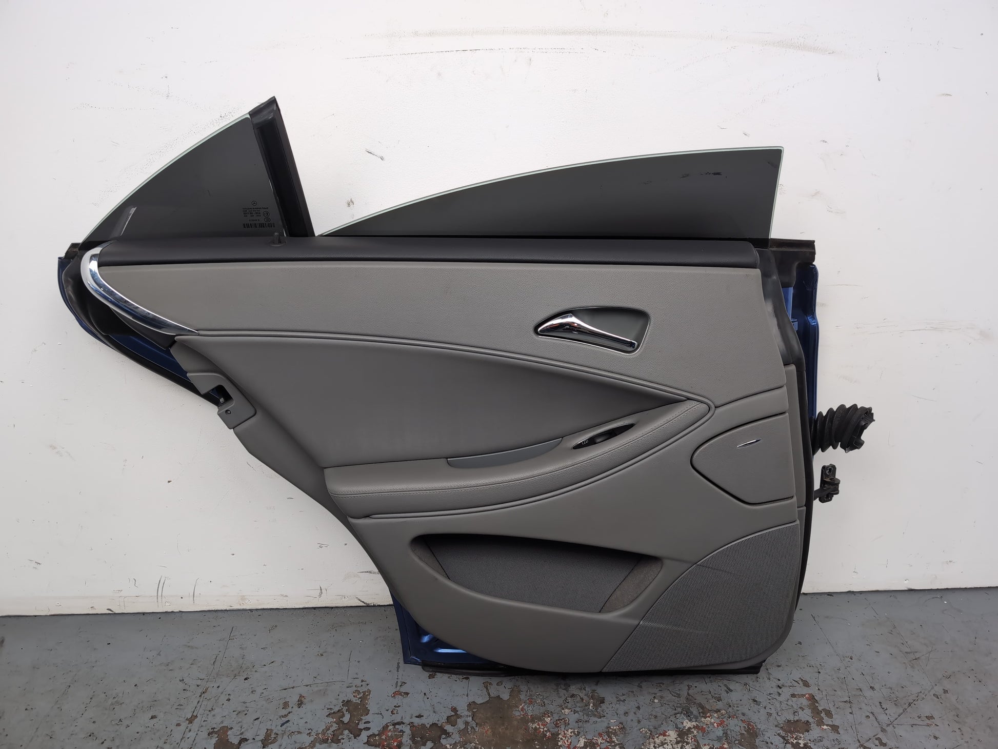 Door Rear LH 9