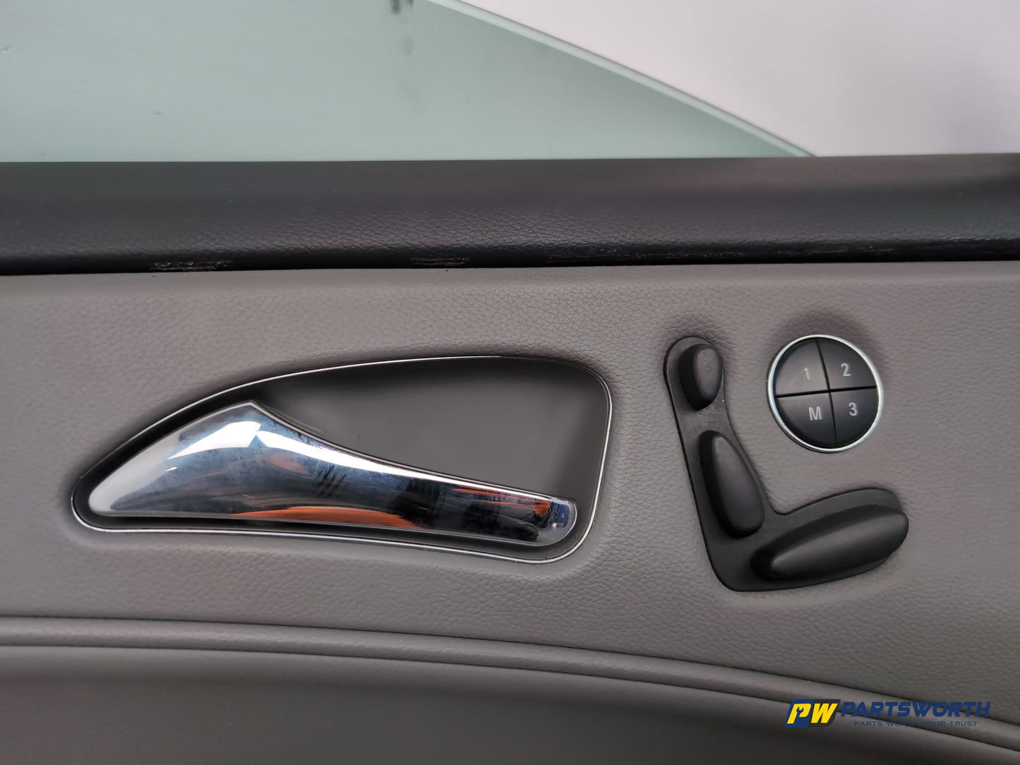 Door Front LH 13