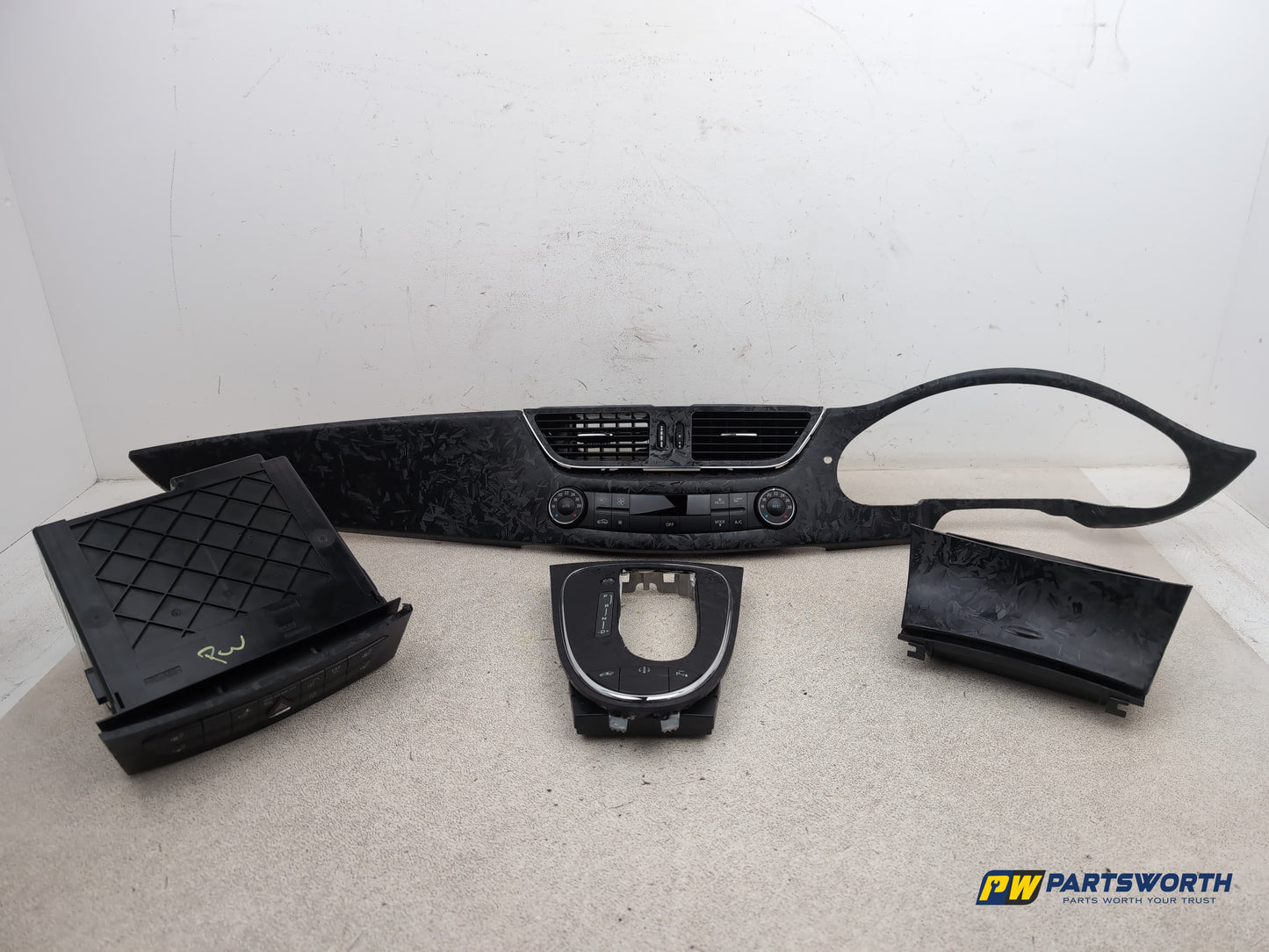 Mercedes Cls 320 Cdi Auto Dashboard Custom Made Trims 2007-2008
