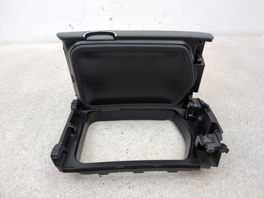 Centre Console Armrest 6