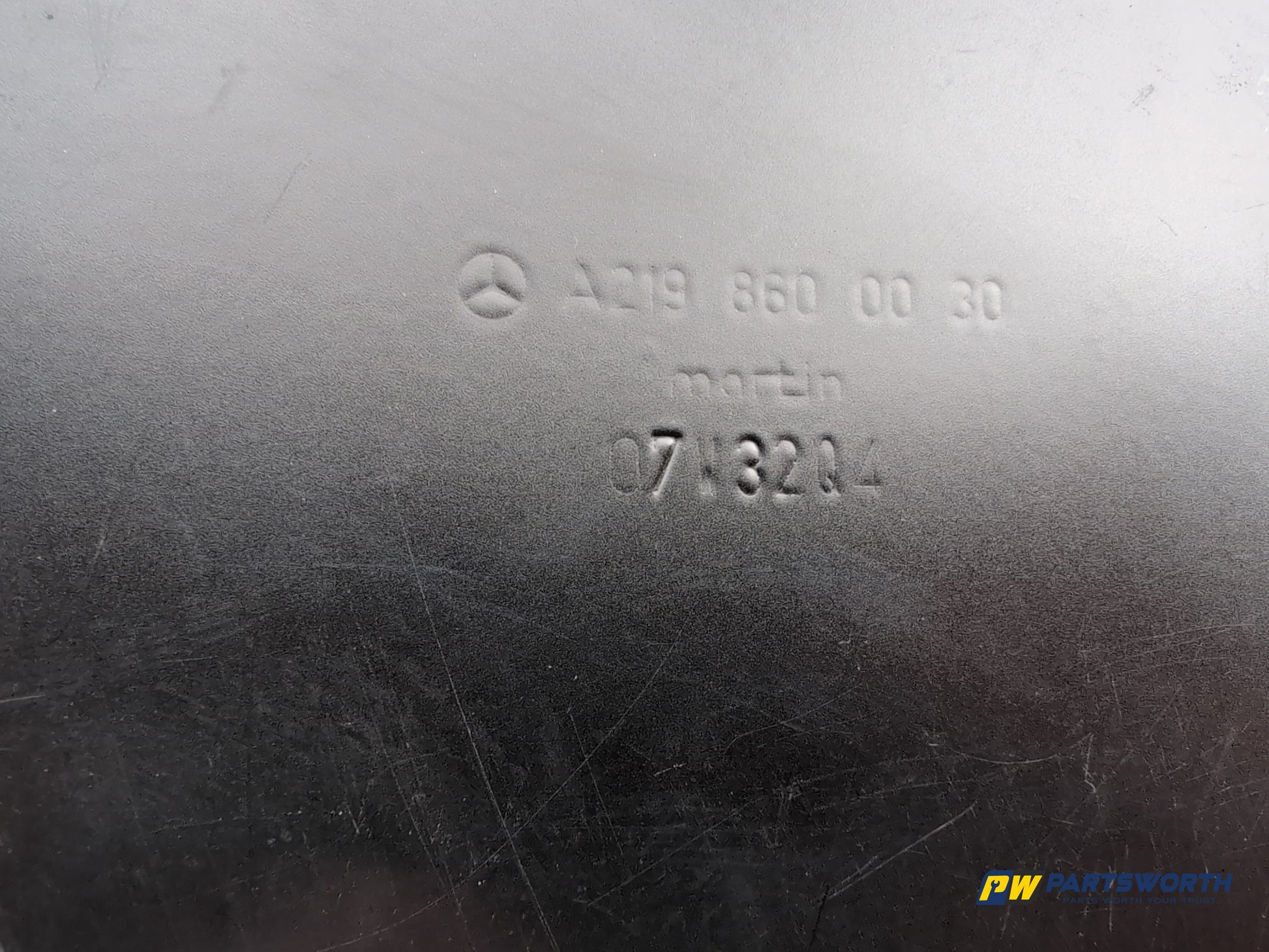 Mercedes Cls 320 Cdi Auto Centre Console Storage Tray A2198600030 2007-2008 - photo 7