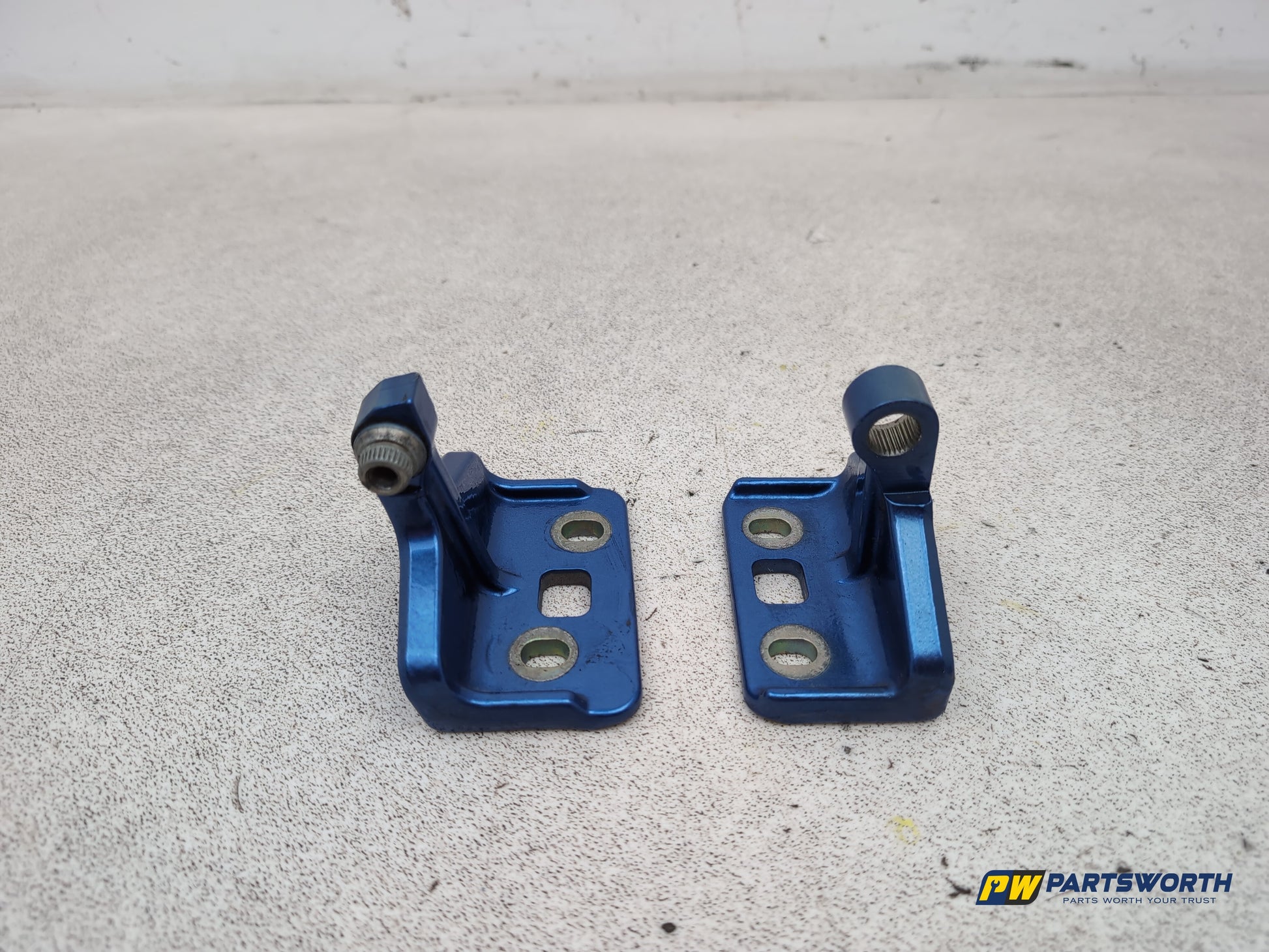 Mercedes Cls 320 Cdi Auto Left Passenger Door Back Hinge 2004-2008