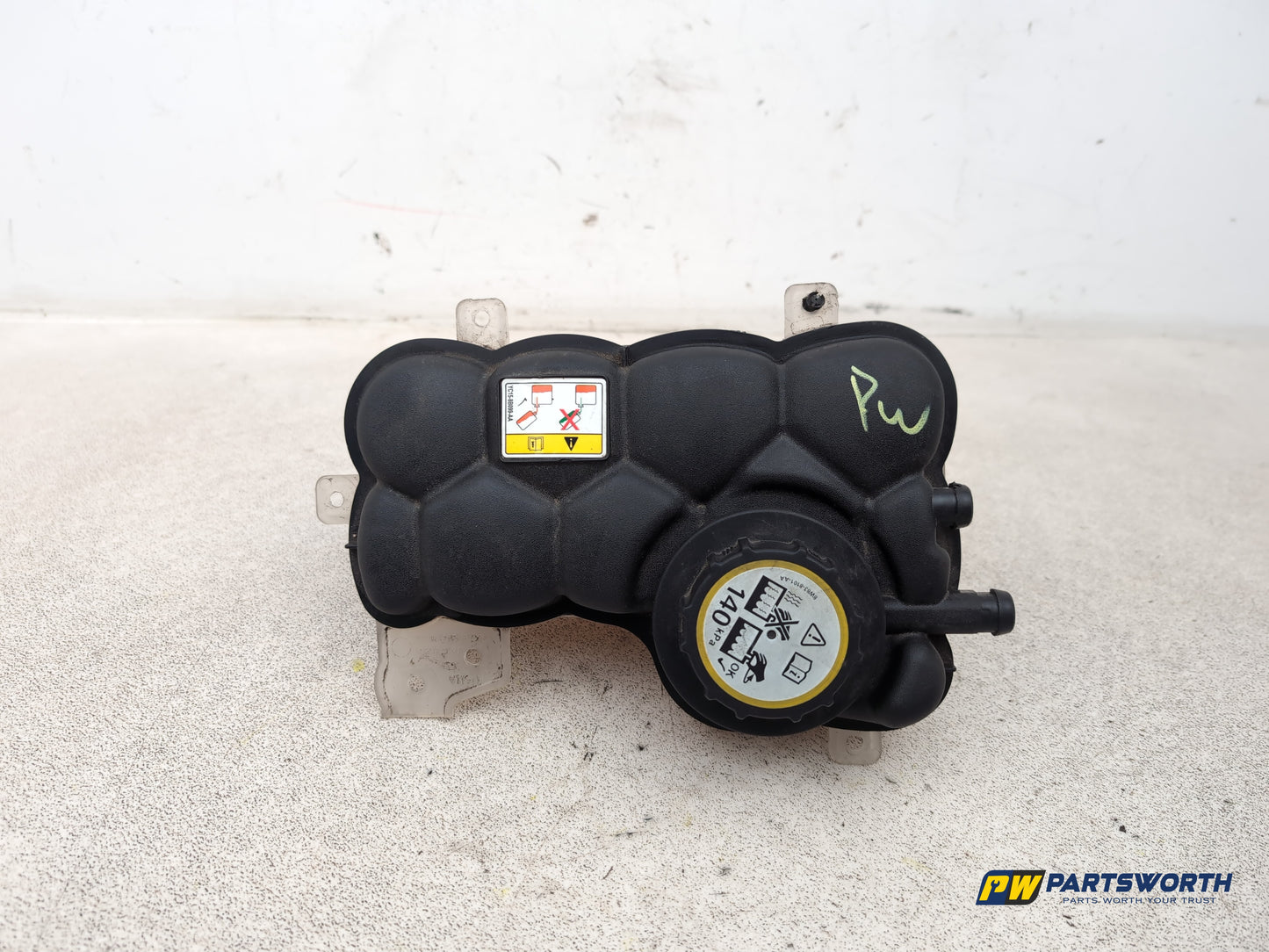 Jaguar Xf Portfolio D Radiator Expansion Tank 2015-2019