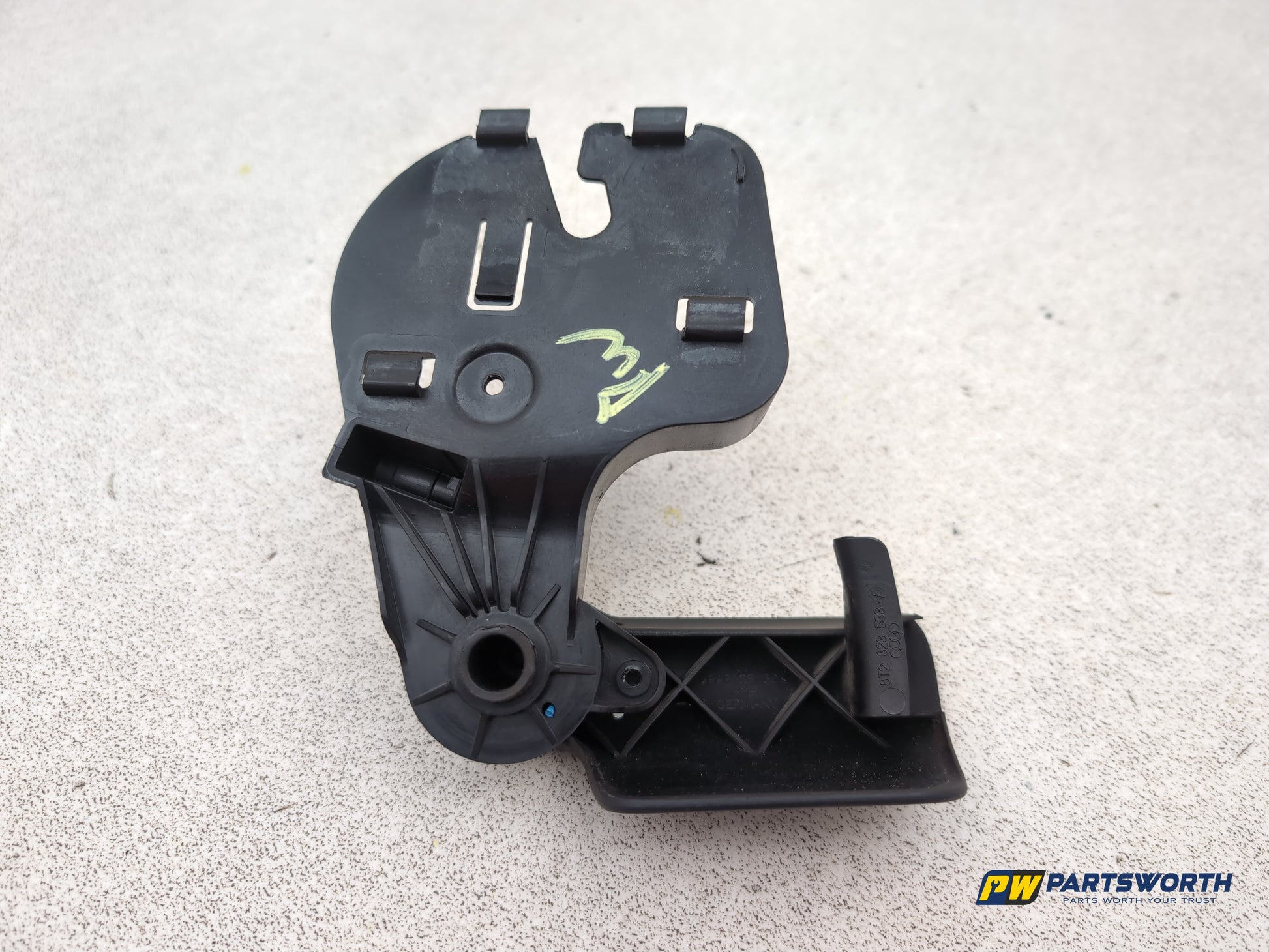 Audi A4 S Line Black Edit Tdi Quat Bonnet Release Handle 8t2823633 2012-2013 - photo 7