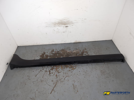 Side Skirt RH 1