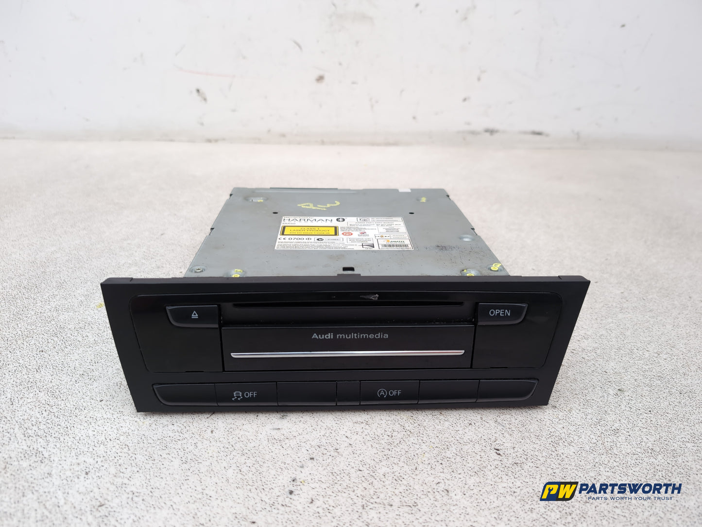 Audi A4 S Line Black Edit Tdi Quat Harman Becker Navigation Cd Head Unit Player