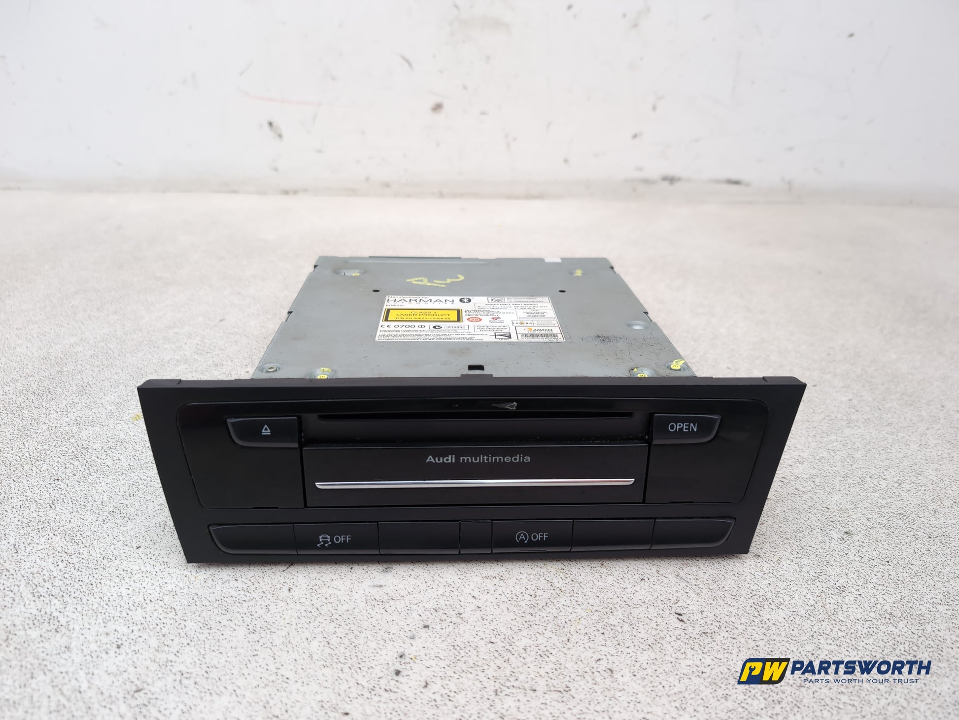 Audi A4 S Line Black Edit Tdi Quat Harman Becker Navigation Cd Head Unit Player