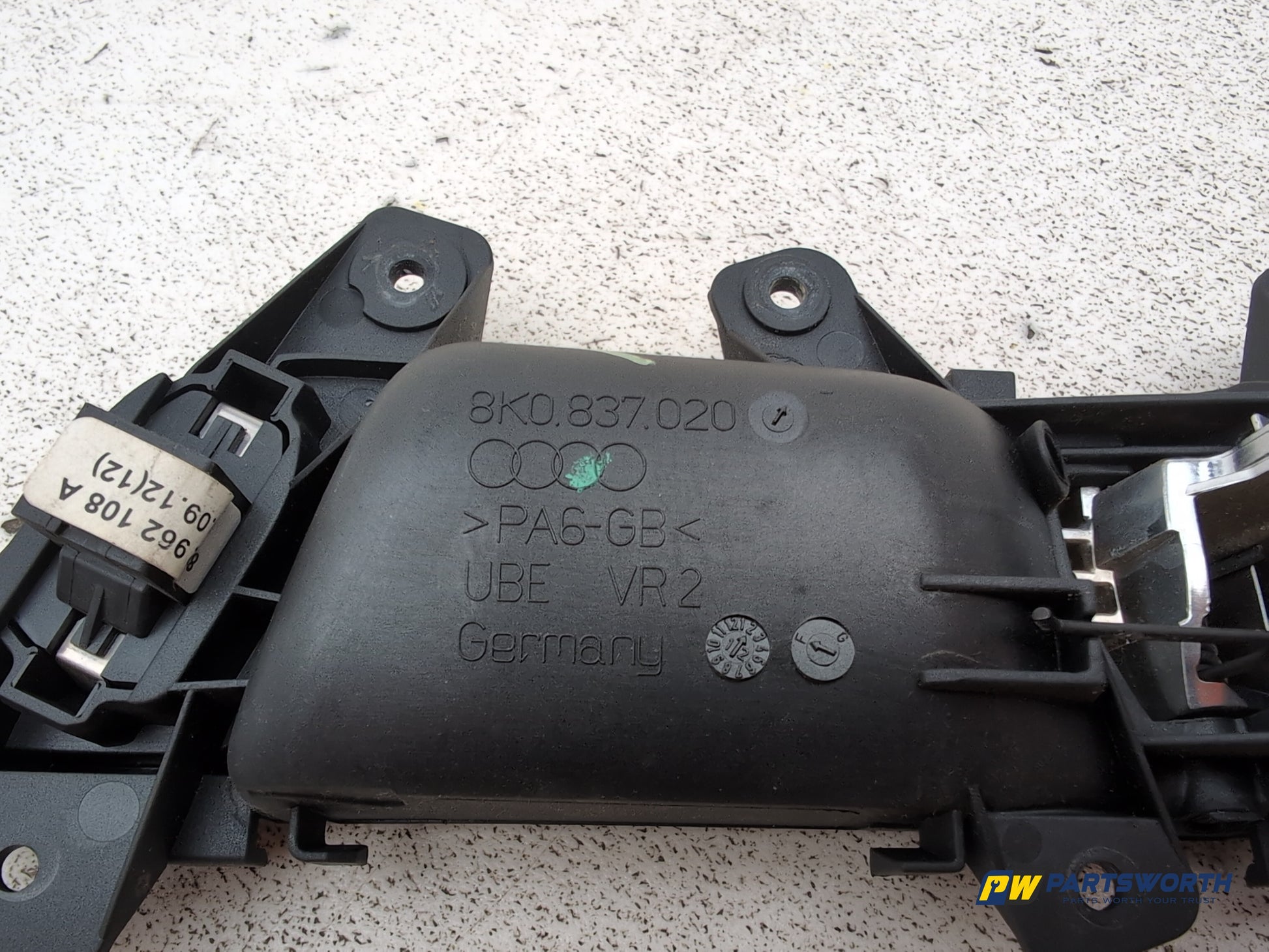 Door Handle Inner Release RH 7