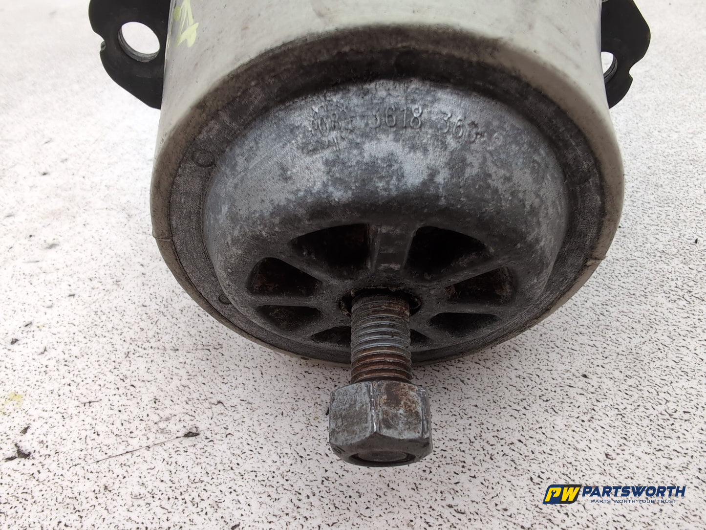Engine Mounting RH 6
