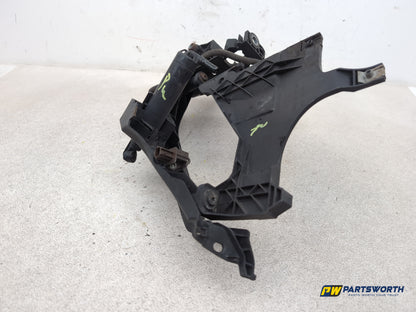 Headlamp Panel Support Bracket RH 7