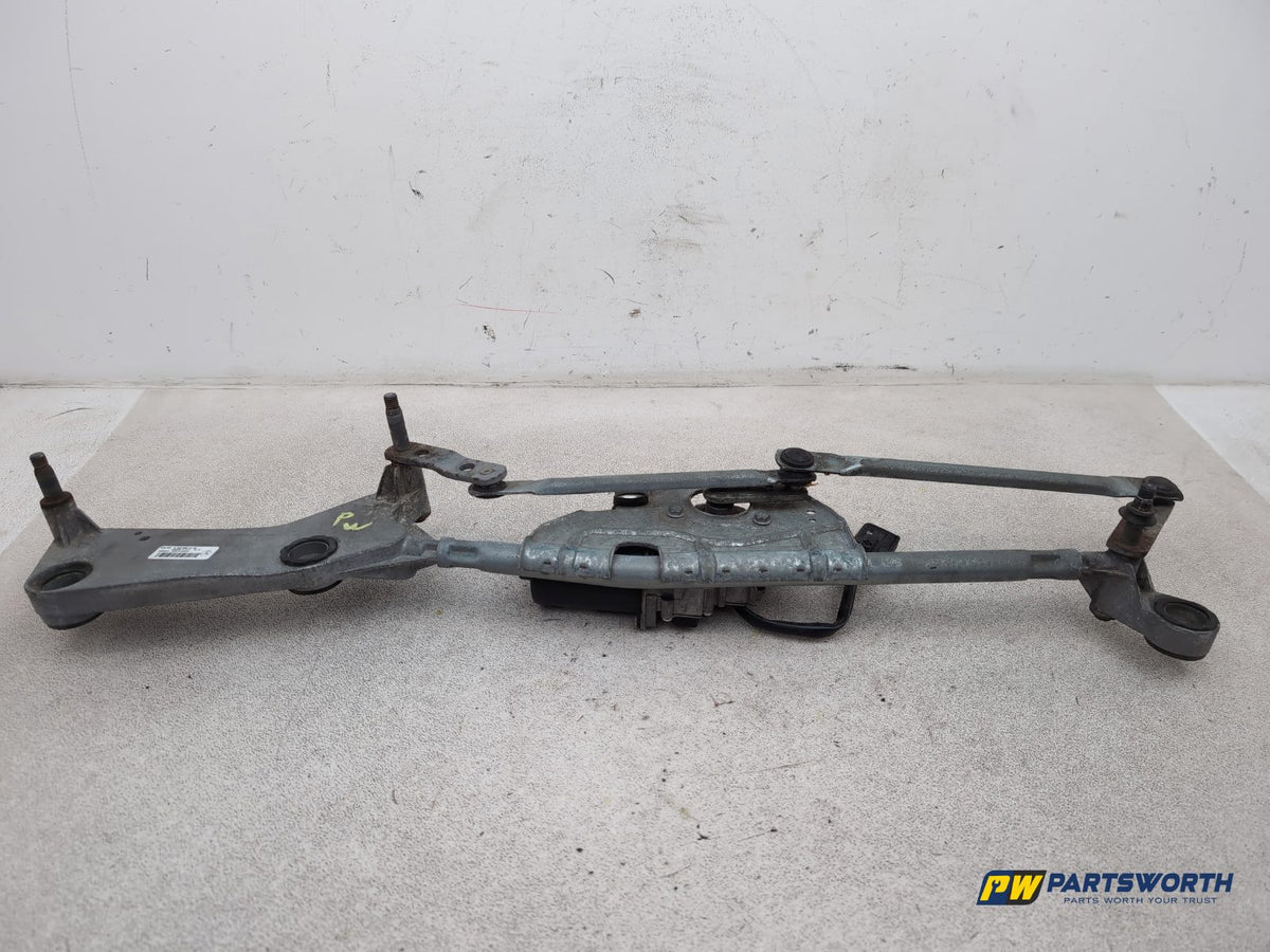 Front Wiper Motor & Mechanism / Linkage 1