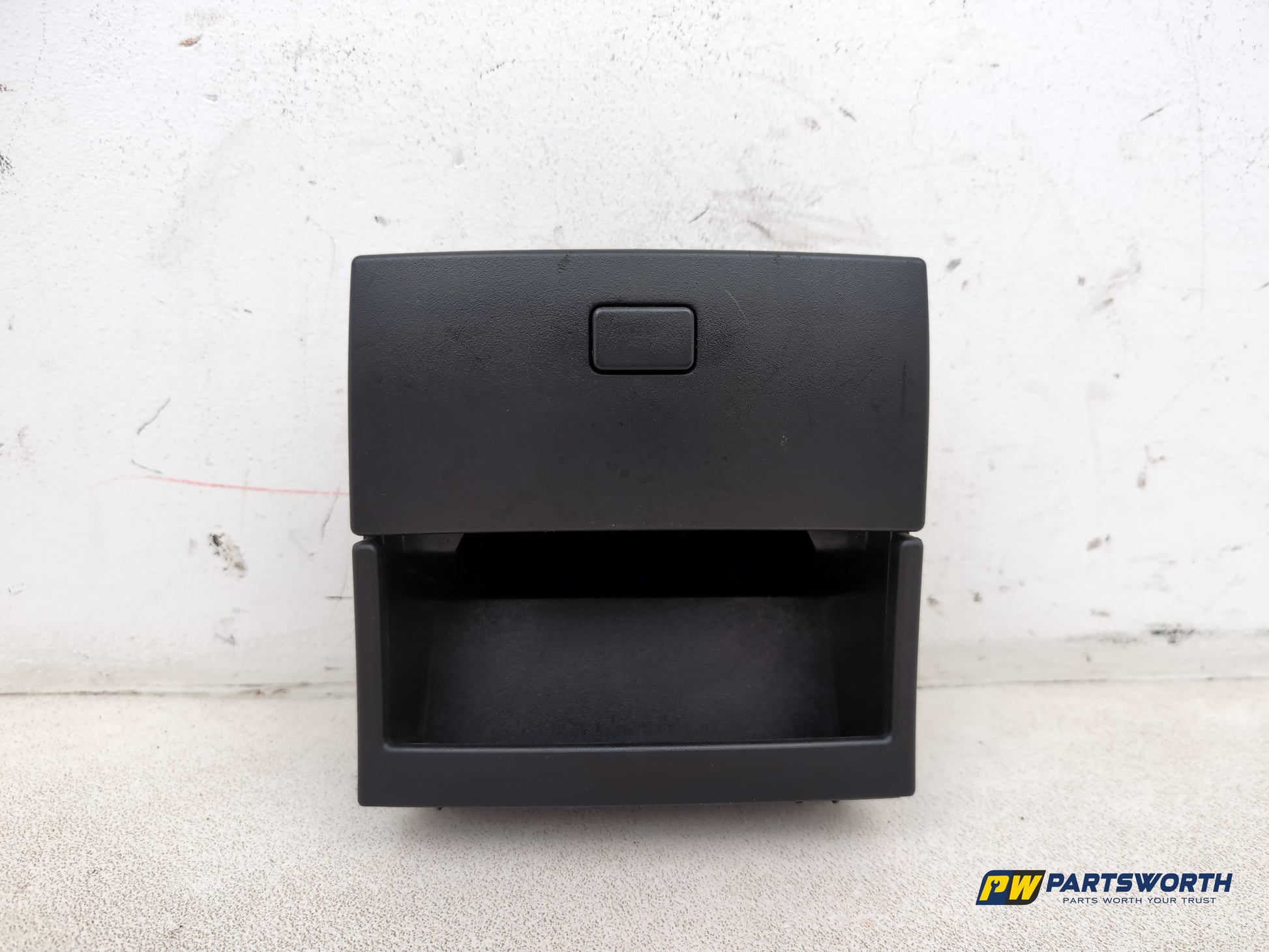 Centre Console Storage Tray 1