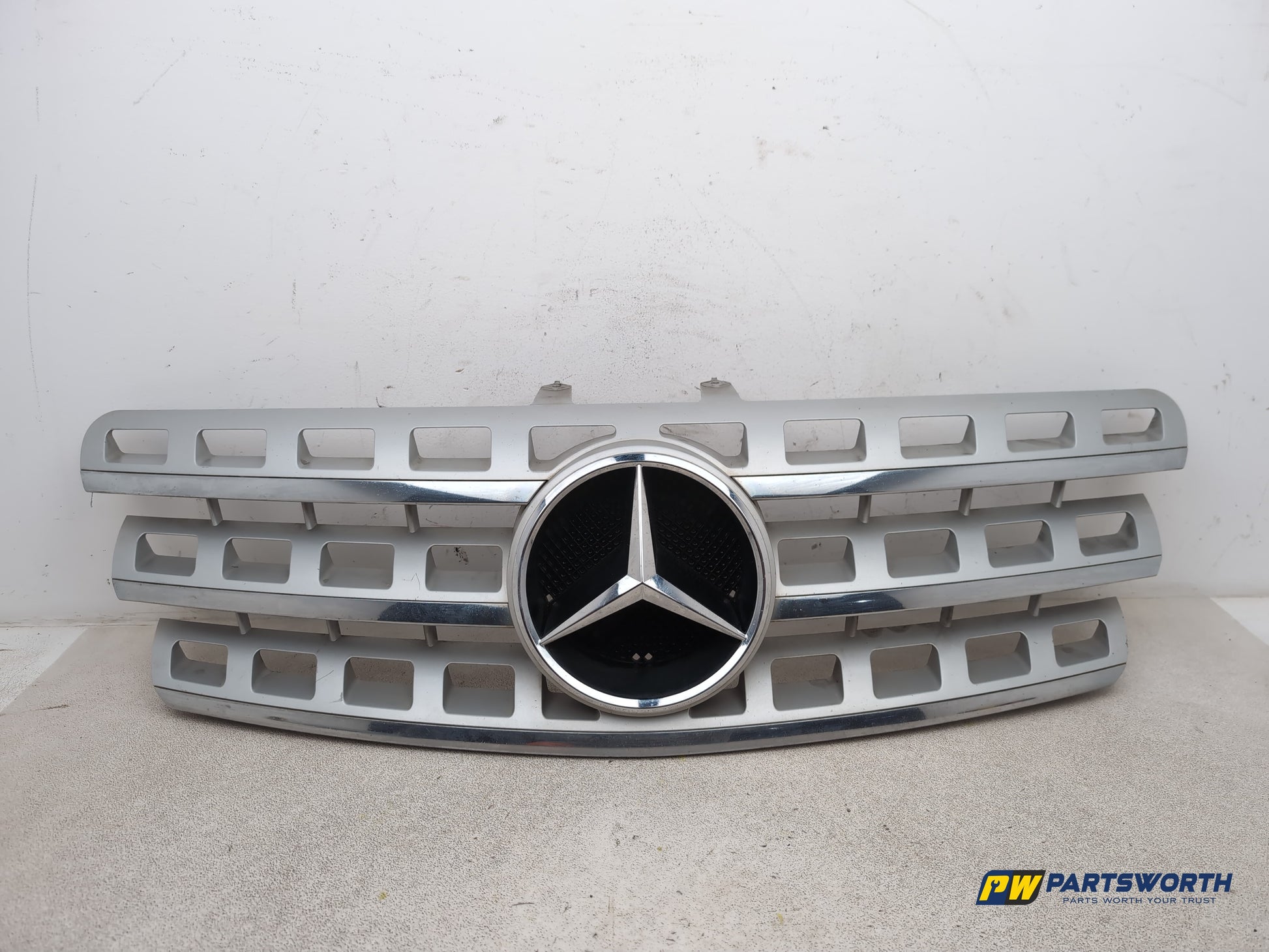 Grille Front 1