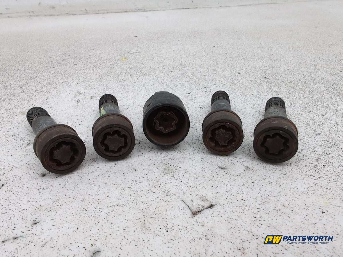 Wheel Trim 1