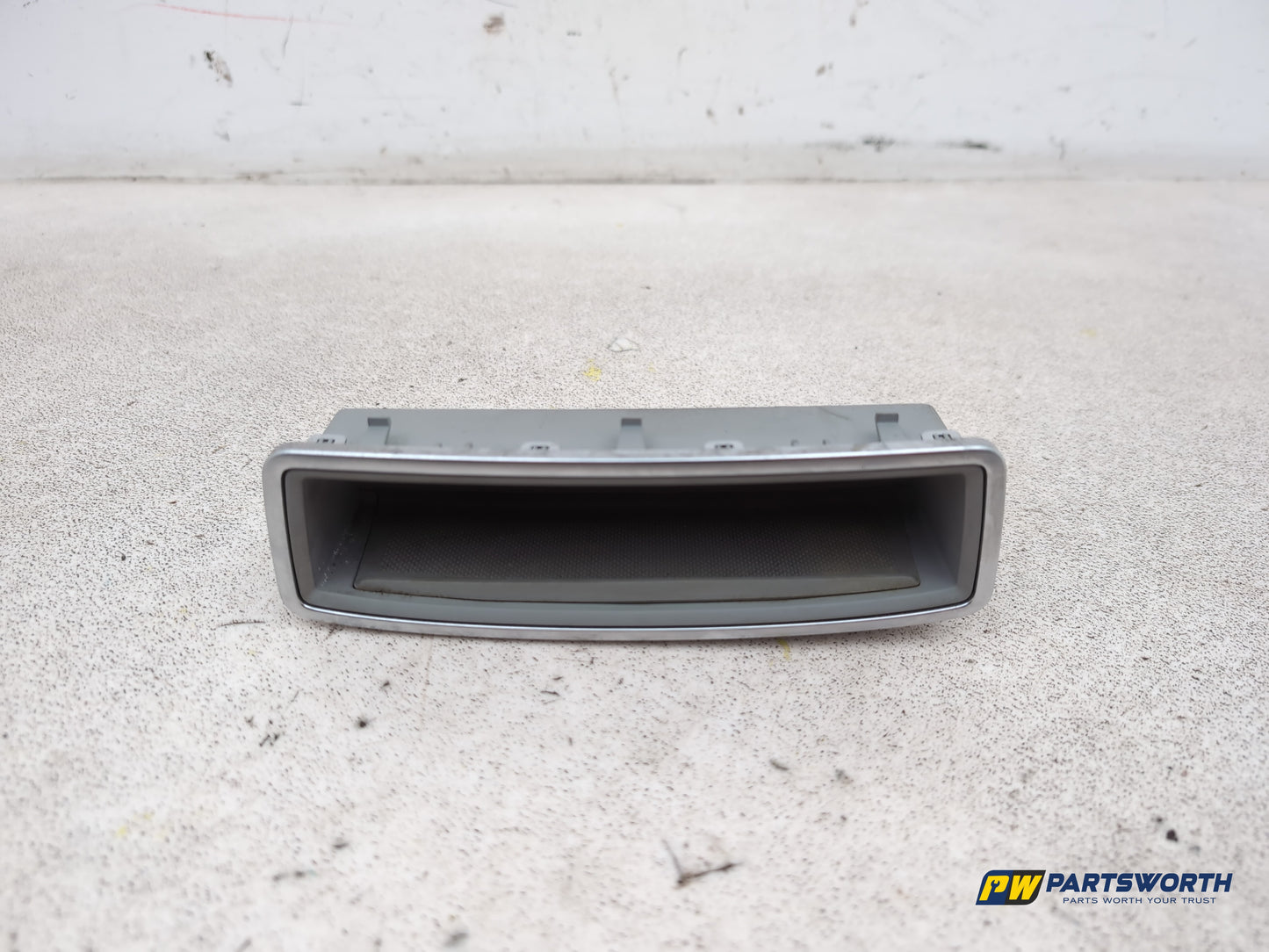 Centre Console Storage Tray 1