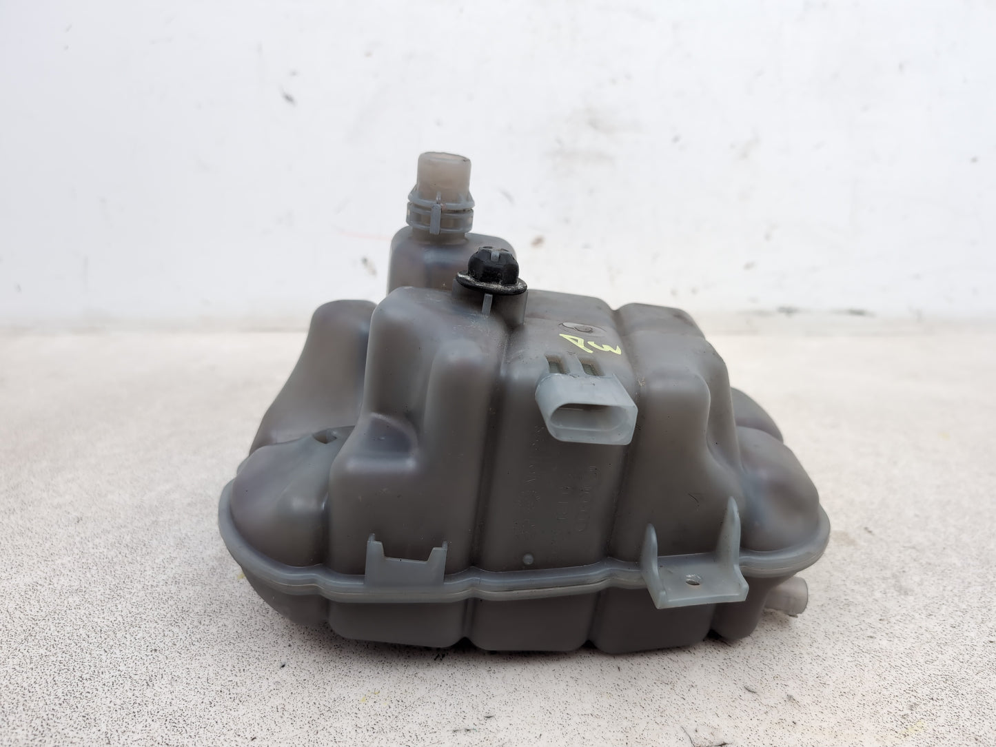 Radiator Expansion Tank 6